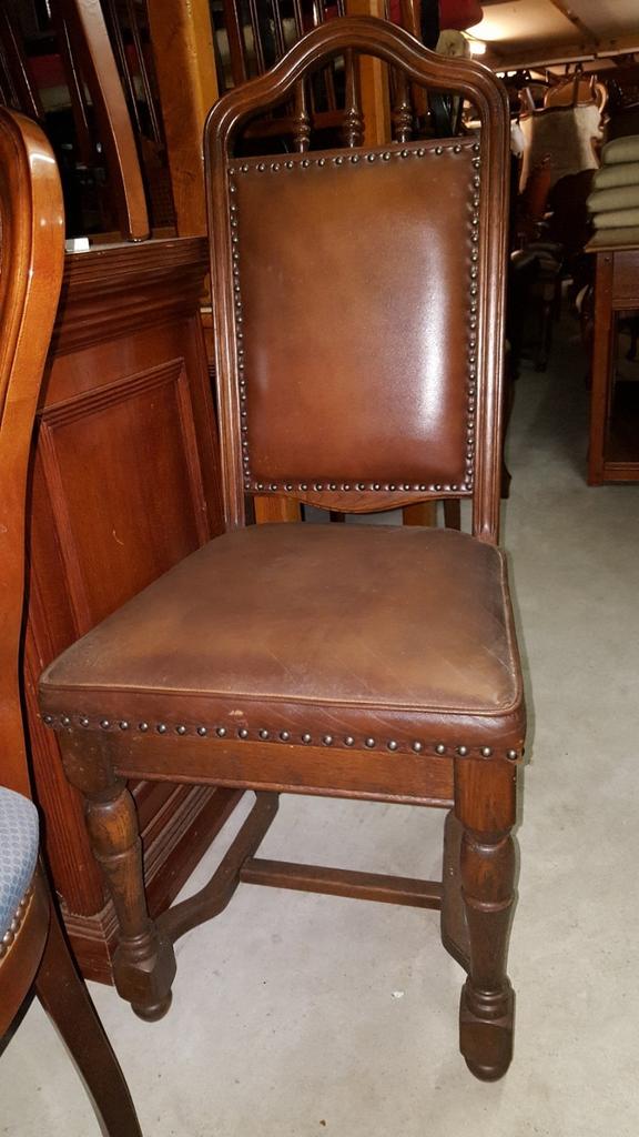 4 eiken eetkamers stoelen, Ophalen, Bruin