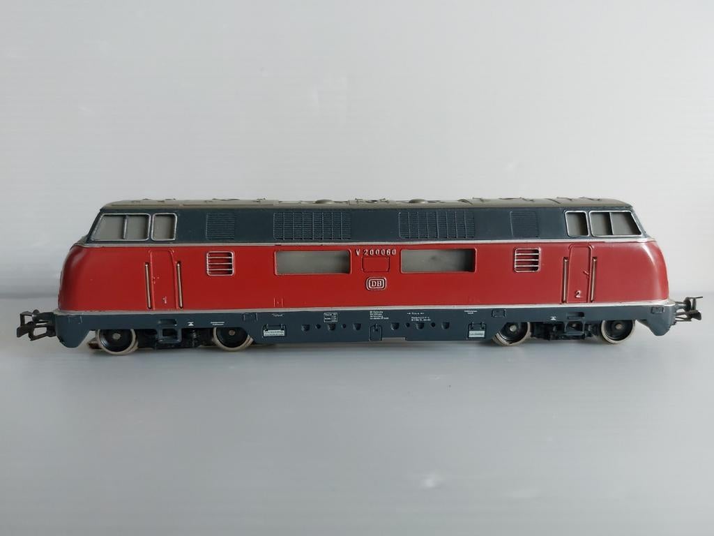 Märklin H0 DB V200 060 diesel locomotief, Arnold, Gebruikt, Ophalen of Verzenden, Gelijkstroom