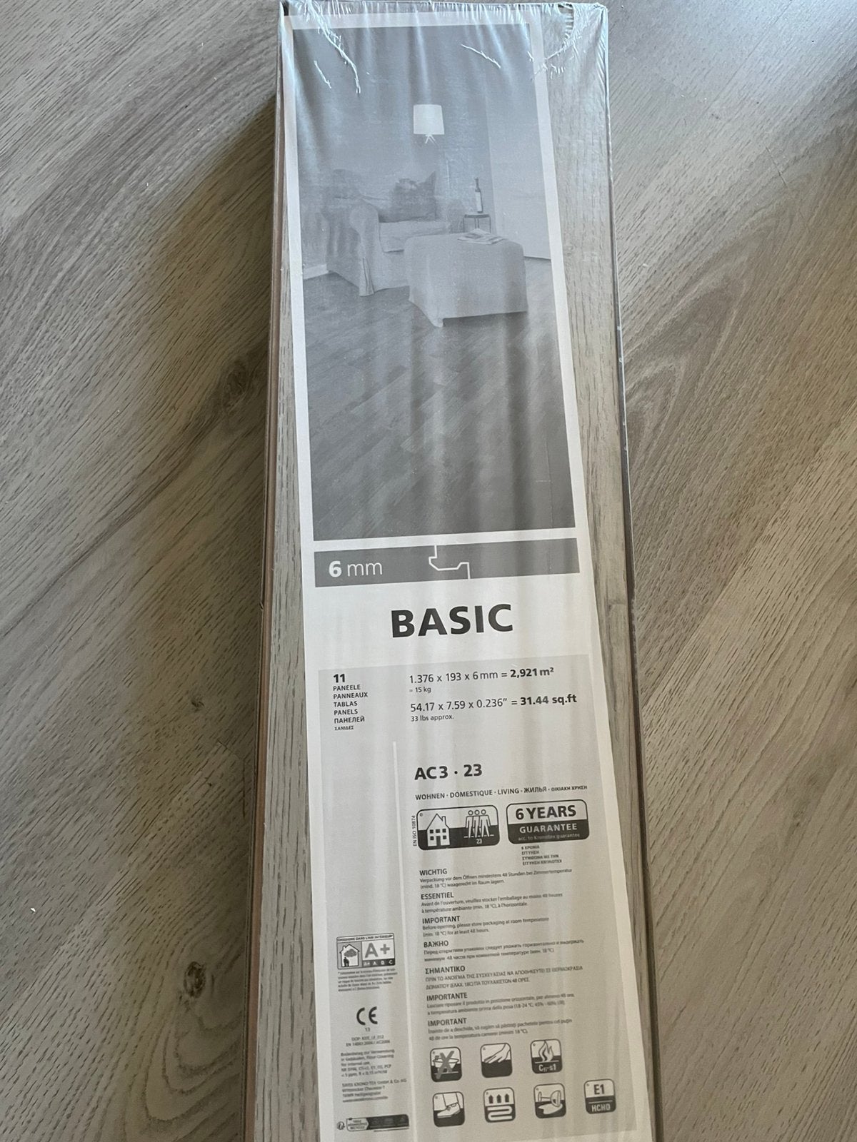 Laminaat grijs 5 pakken, Ophalen, 50 tot 150 cm, Zo goed als nieuw, 10 tot 30 cm