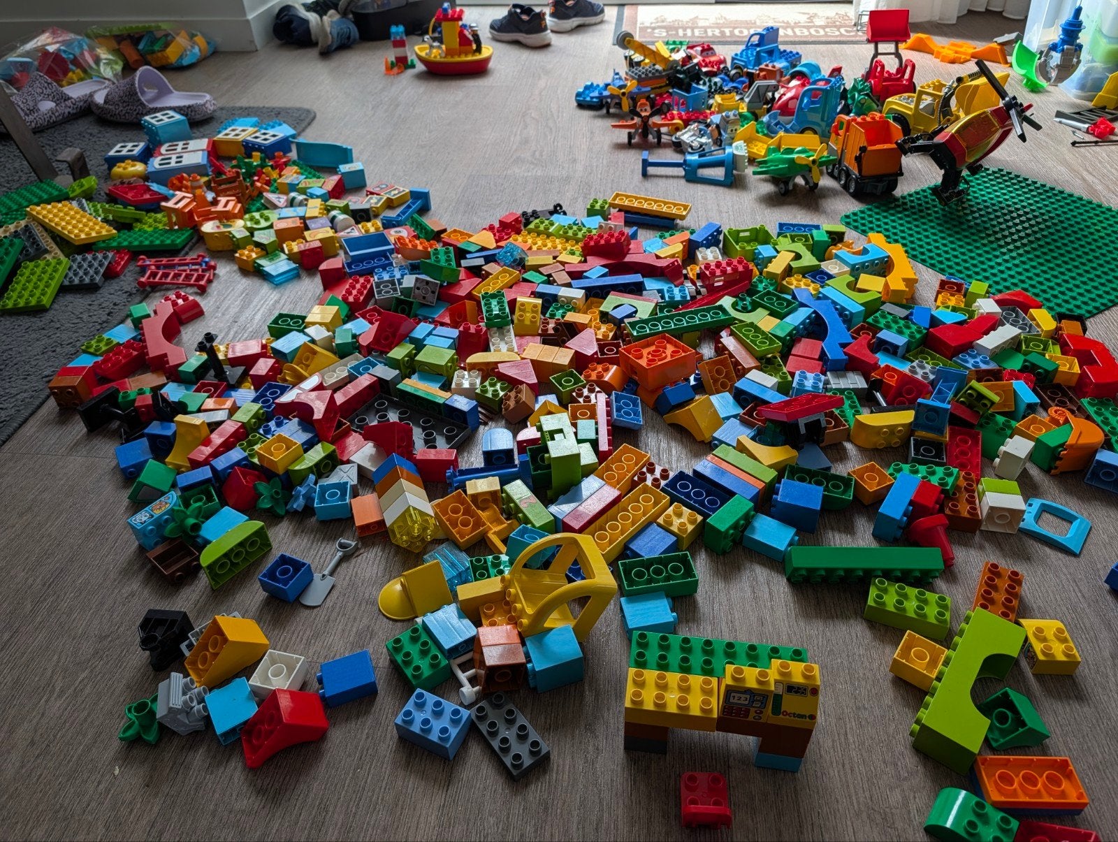 Grote partij lego Duplo met veel extra's, Kinderen en Baby's, Speelgoed | Duplo en Lego, Ophalen of Verzenden, Zo goed als nieuw