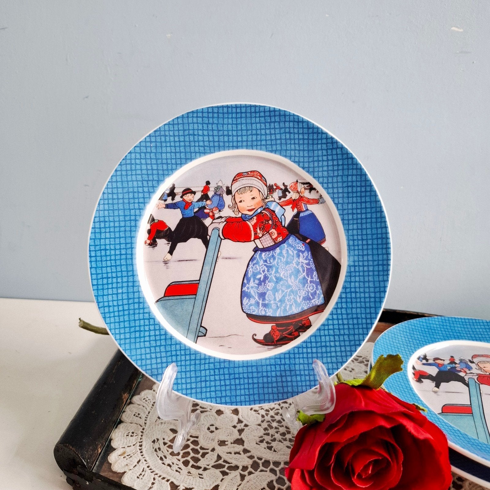 Rie Cramer, 2 gebaks-/ontbijtbodjes, Ophalen of Verzenden, Zo goed als nieuw, Bord(en), Overige stijlen