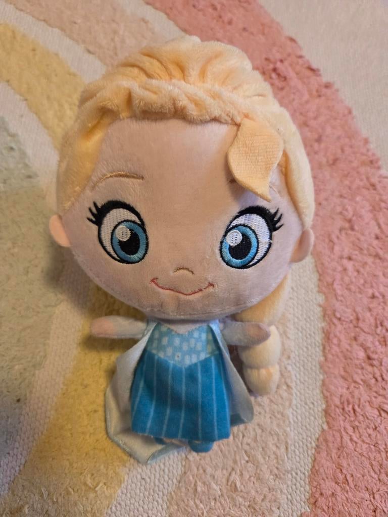 Leuke elsa knuffel van frozen., Ophalen of Verzenden, Gebruikt