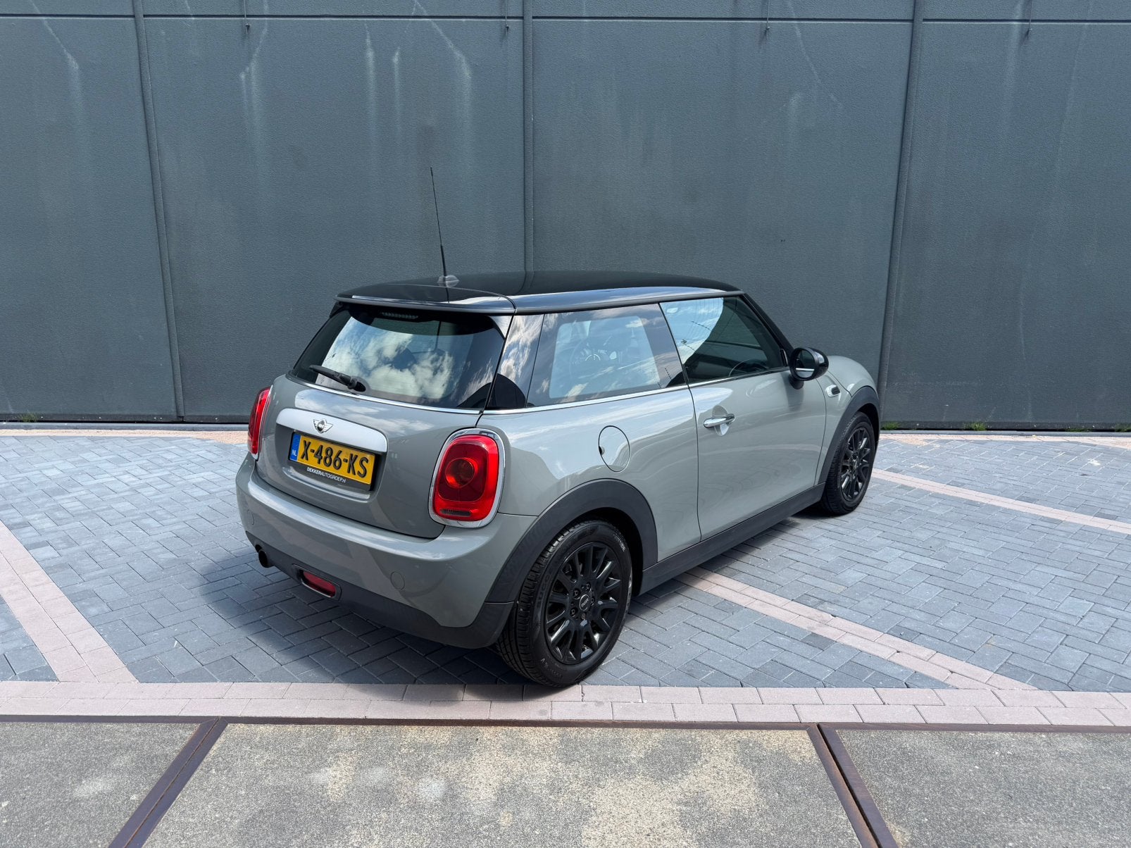Mini 1.5 Cooper 2014 Grijs, Auto's, Mini, Voorwielaandrijving, 4 stoelen, 49 €/maand, Bedrijf