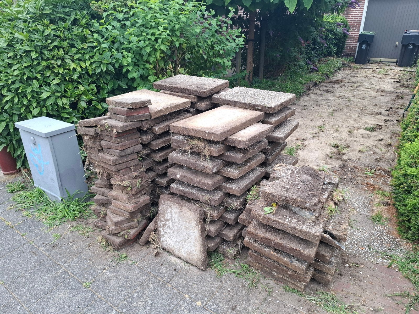 Gratis: grote tegels, Ophalen, Beton, Terrastegels