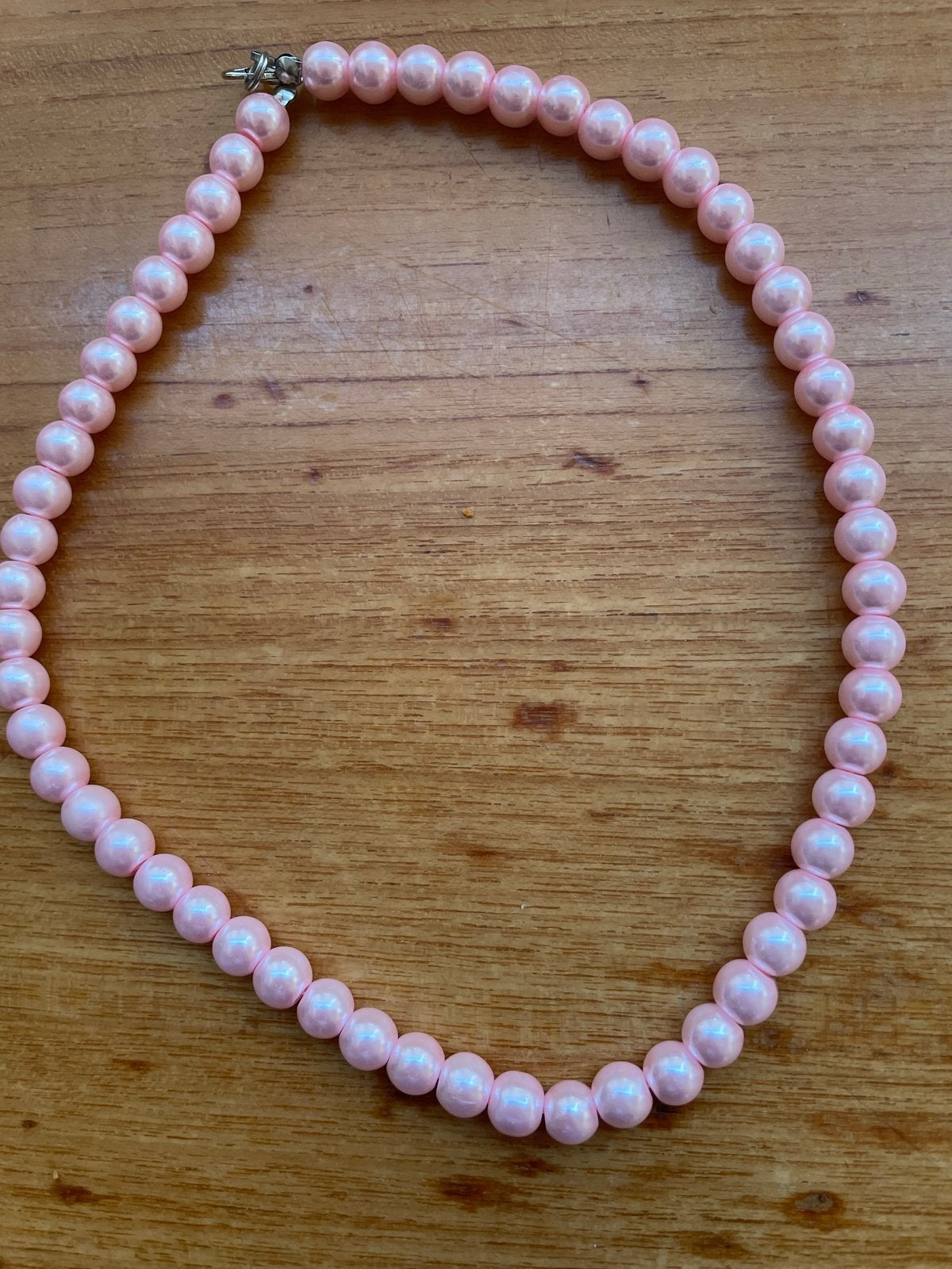 Parelketting zachtroze met sluiting, Ophalen of Verzenden, Gebruikt, Roze, Overige materialen