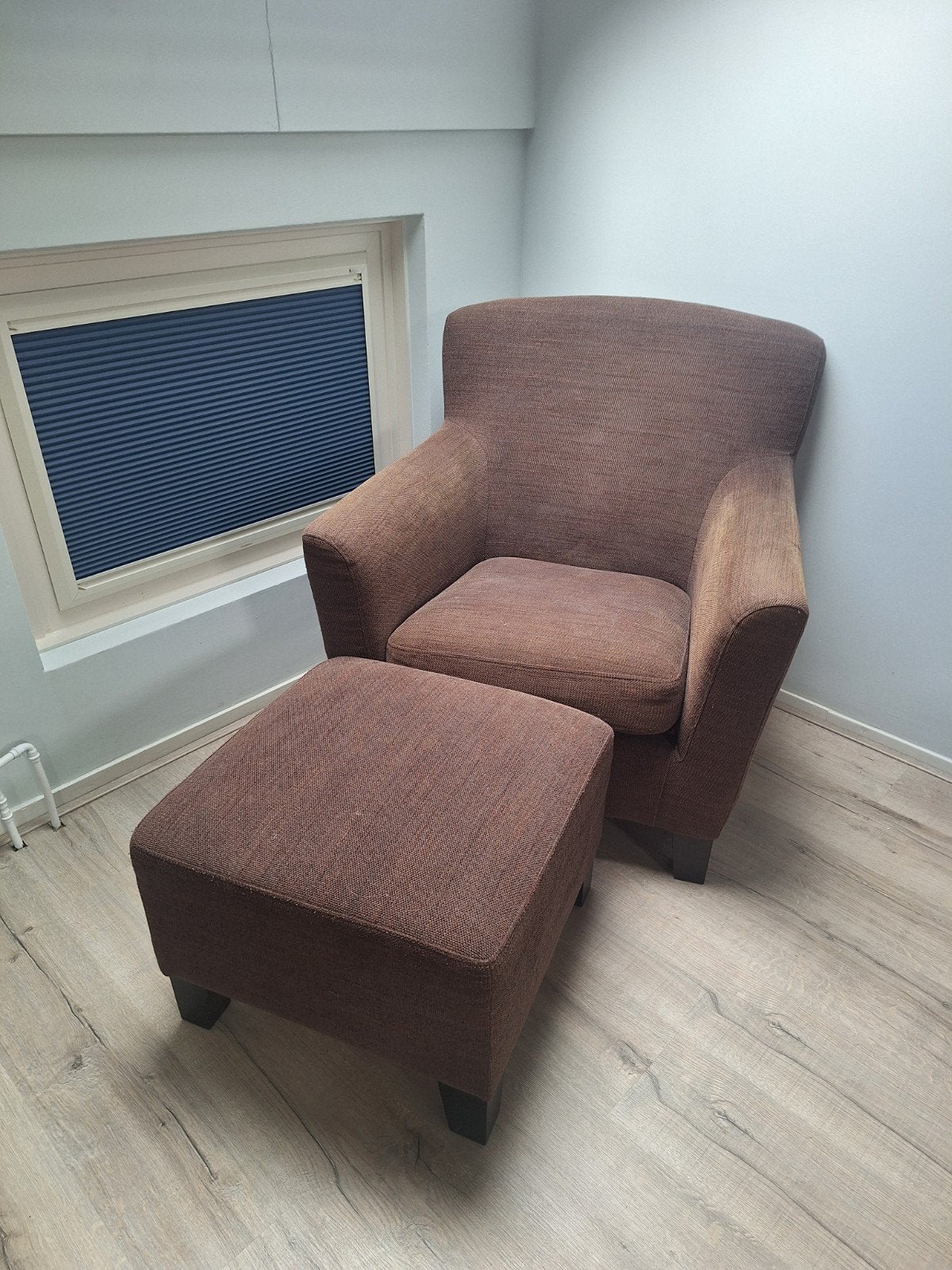 GRATIS fauteuil, poef is al weg. Tm 1 juli beschikbaar, Huis en Inrichting, Fauteuils, Gebruikt, Stof, 75 tot 100 cm, 75 tot 100 cm