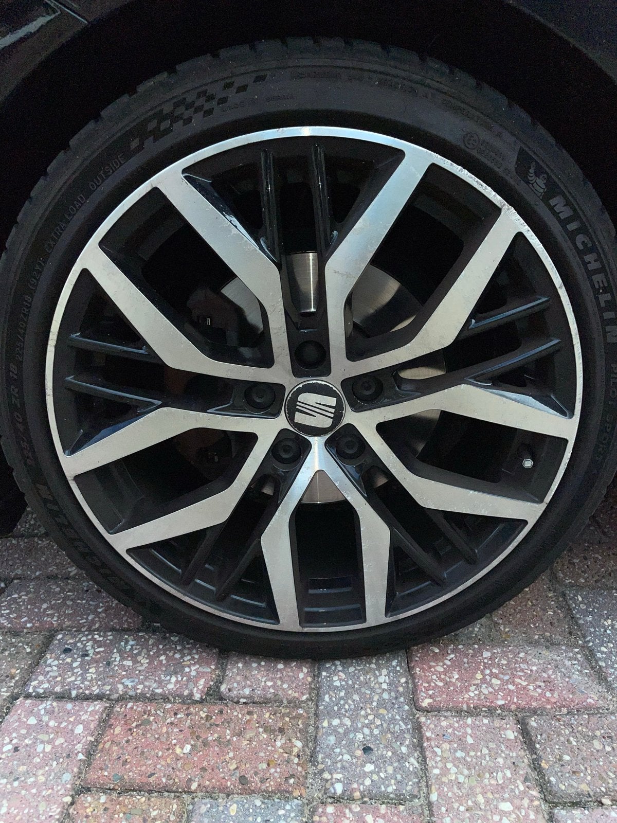 Originele SEAT Leon 18 inch velgen met Michelin zomerbanden, Auto-onderdelen, Ophalen, 18 inch, Gebruikt, Banden en Velgen