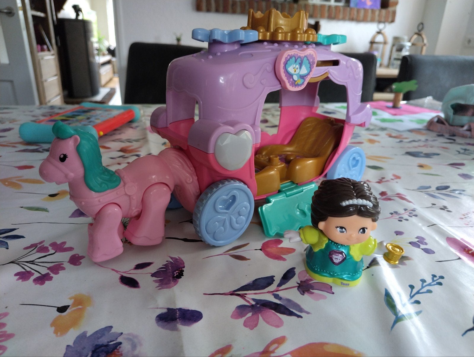 VTech Vrolijke Vriendjes Magische Koets Tess, Ophalen of Verzenden, Gebruikt, Overige typen, Met licht