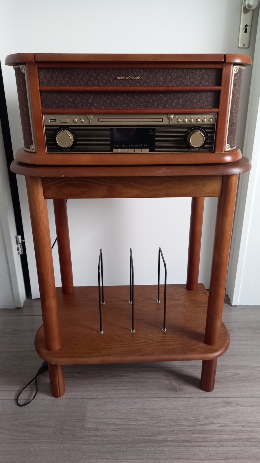 Soundmaster NR513DAB Platenspeler met Meubel, Zo goed als nieuw, USB-aansluiting, Platenspeler, Ophalen
