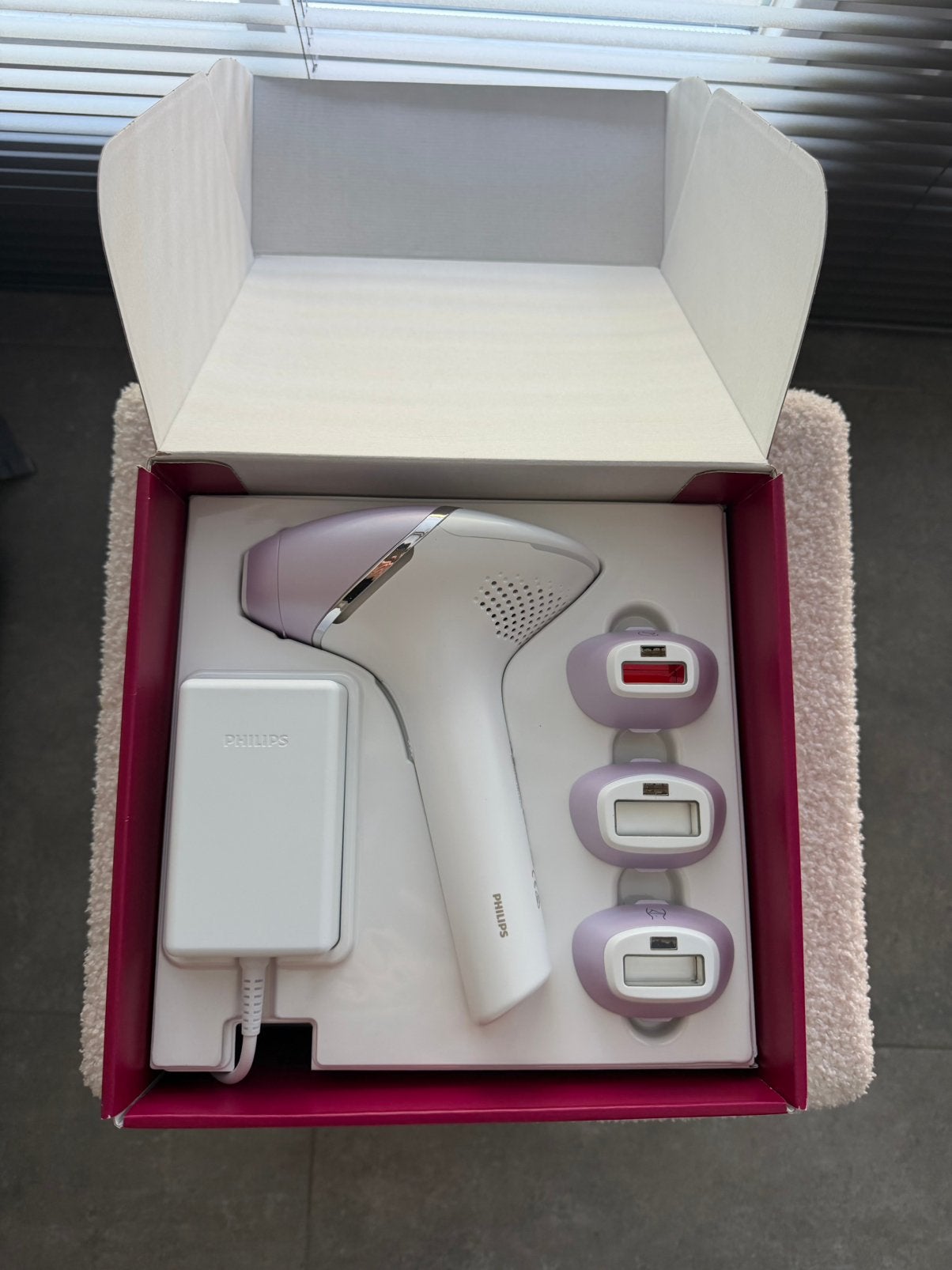 Philips Lumea Prestige, Ophalen of Verzenden, Zo goed als nieuw, Scheren en Epileren