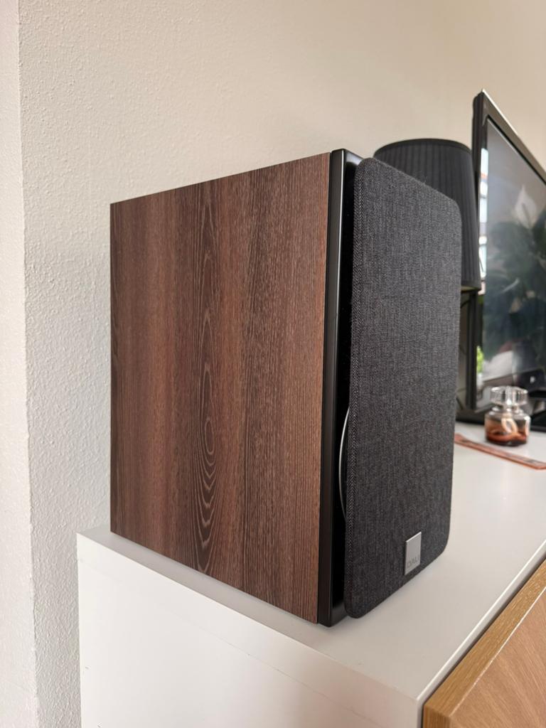NAD 328 Receiver & Dali Oberon 3 Speakers - Nieuwstaat, Audio, Tv en Foto, Luidsprekers, Zo goed als nieuw, 120 watt of meer, Front, Rear of Stereo speakers