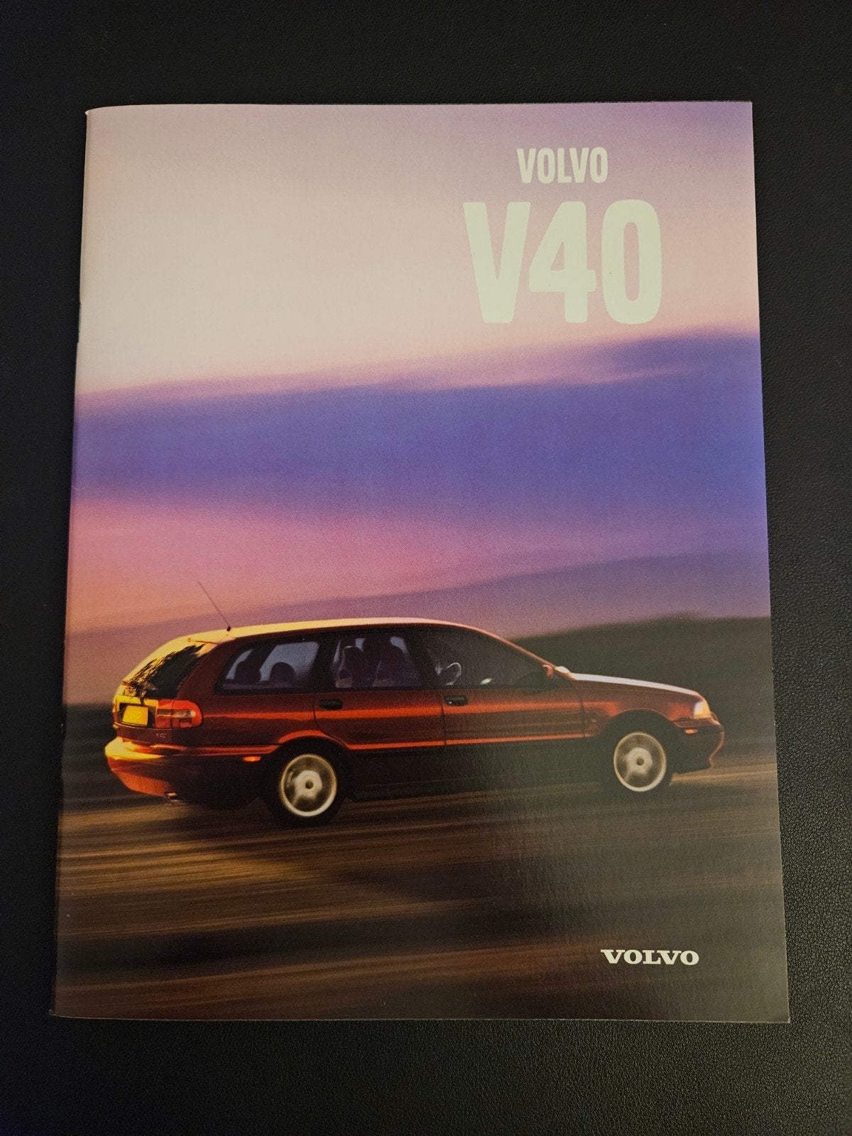 Brochure Volvo V40 1998 UK, Ophalen of Verzenden, Zo goed als nieuw, Volvo