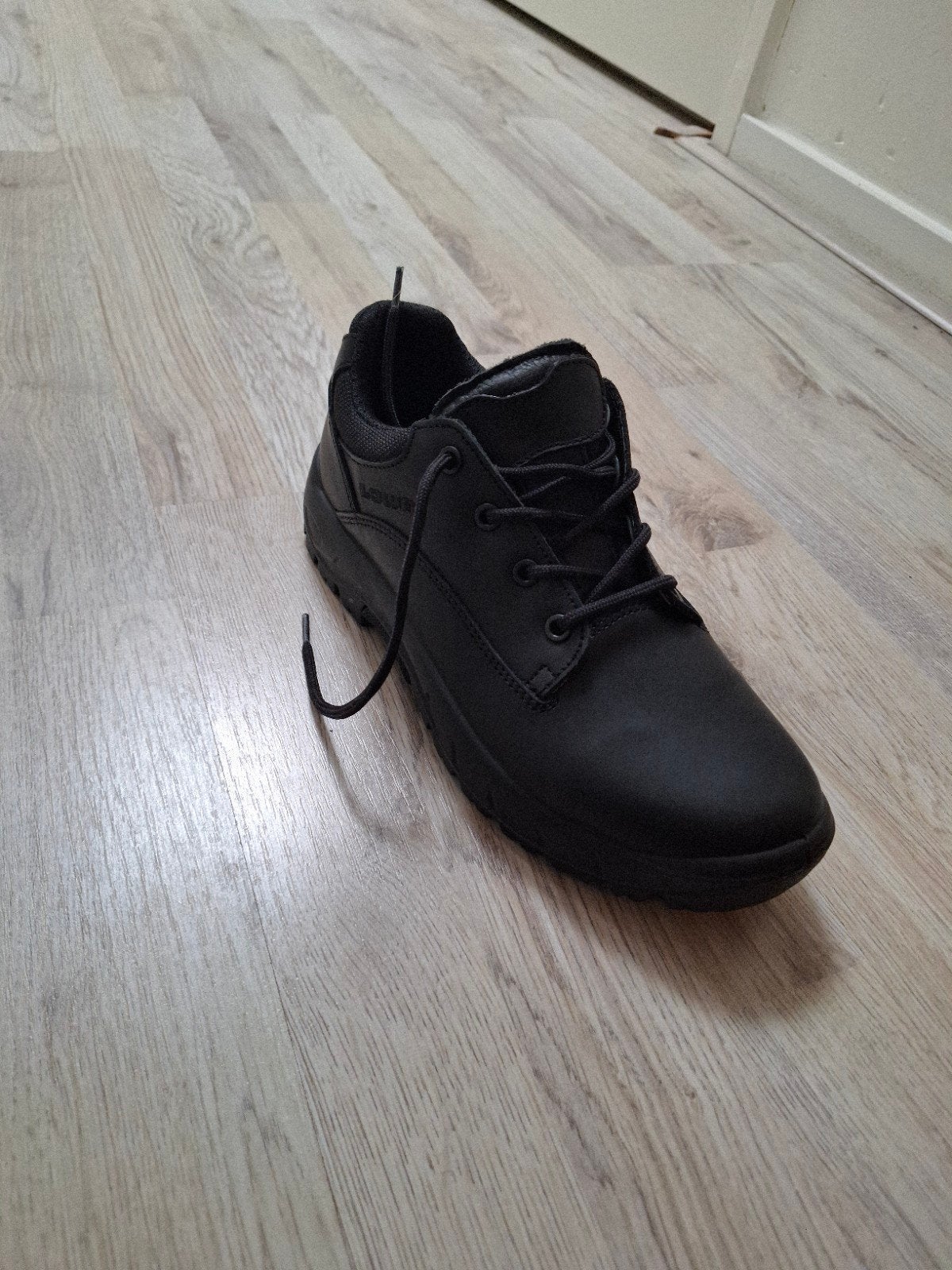 Reno werkschoenen, Ophalen, Lowa, Zwart, Nieuw