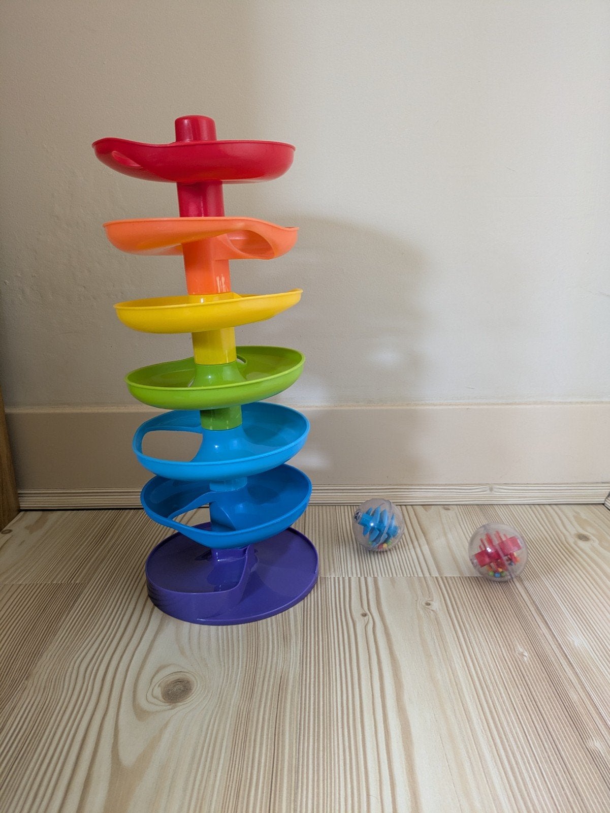 Gekleurde ballen toren met rammelballen, Ophalen of Verzenden, Gebruikt