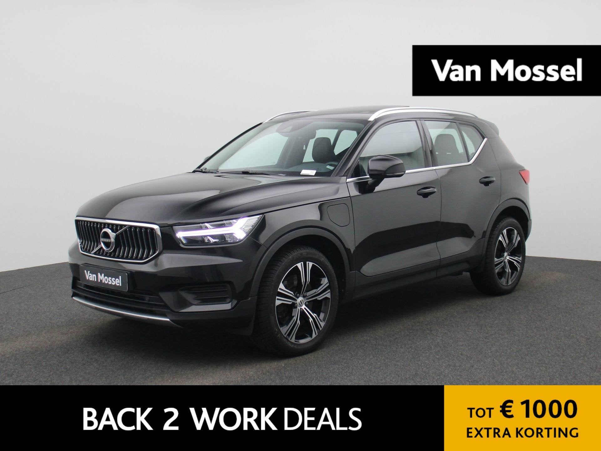 Volvo XC40 1.5 T4 Recharge Inscription | Automaat | Panorama, Euro 6, 1712 kg, Zwart, Hybride Elektrisch/Benzine