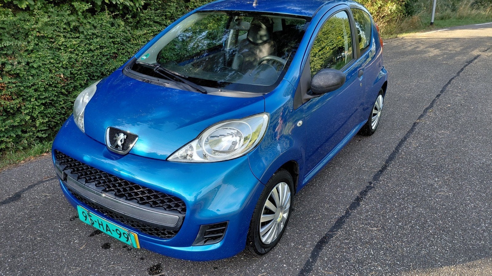 Nette peugeot 107 bj 2011, Bedrijf, Te koop