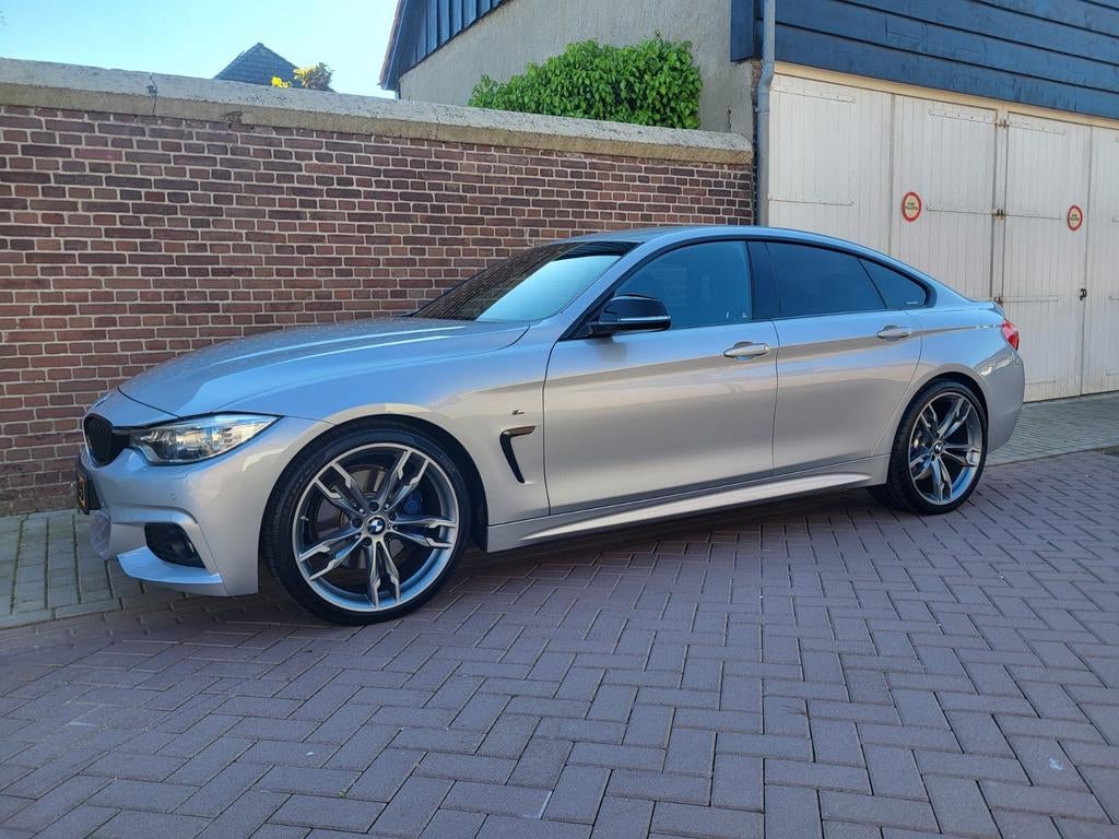 BMW 4-Serie 2.0 420D Gran Coupe AUT 2015 184350 km., Auto's, Automaat, Achterwielaandrijving, 1995 cc, Zwart