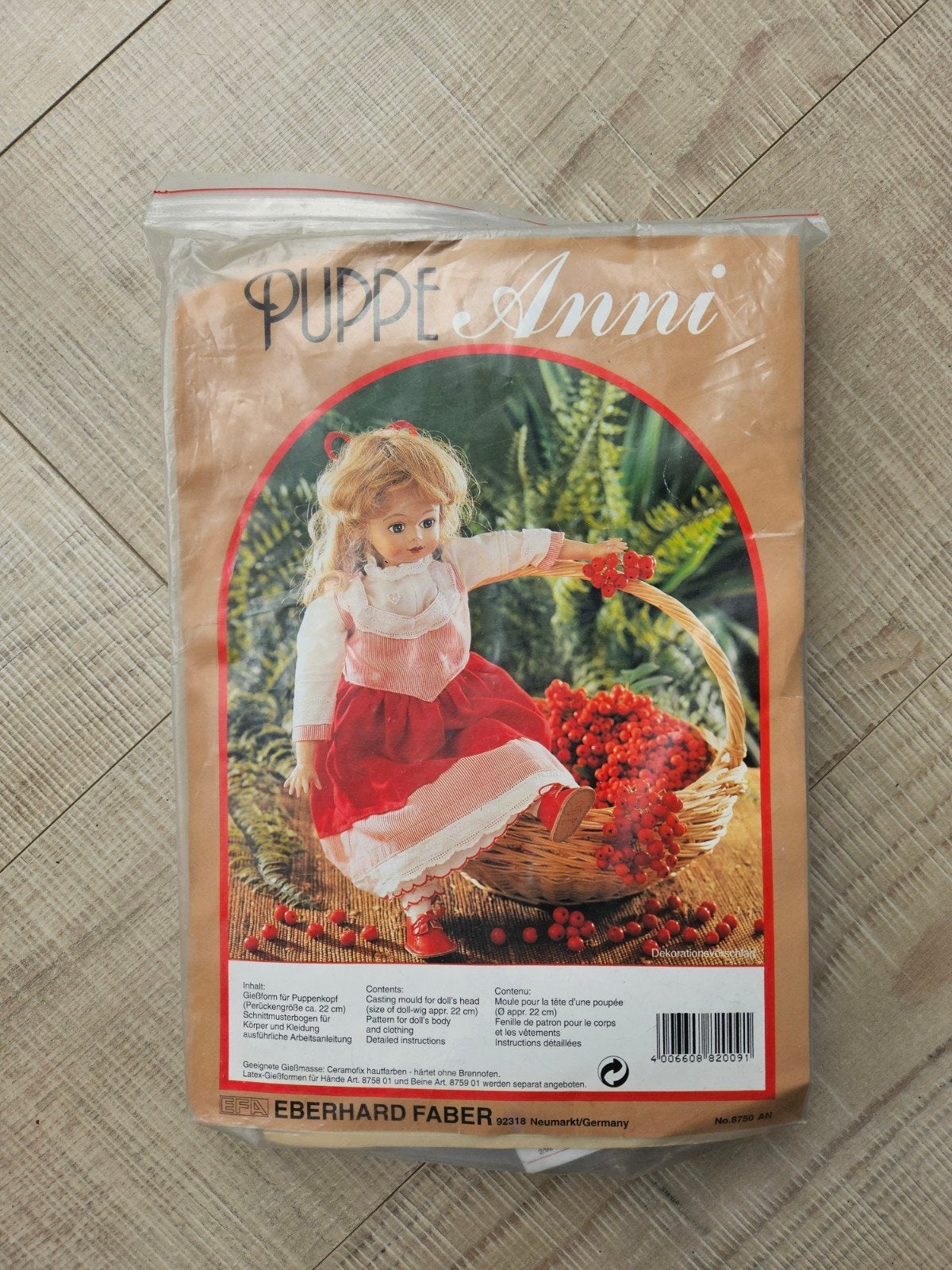 Puppe Anni - Eberhard Faber - Pop Maakpakket, Ophalen of Verzenden, Nieuw, Pop