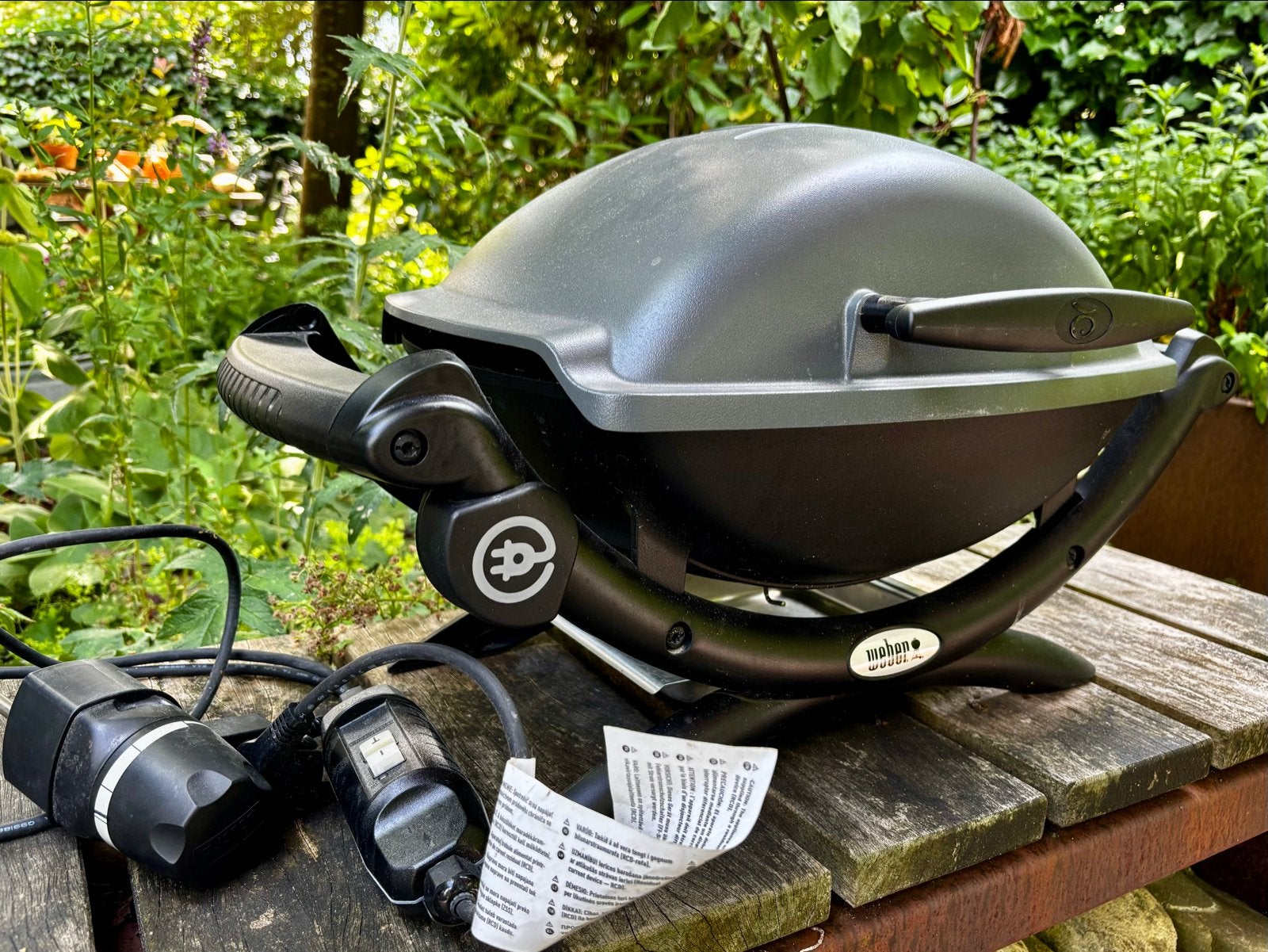 Weber Q 1400 elektrische barbecue - in zeer goede staat, Ophalen, Zo goed als nieuw