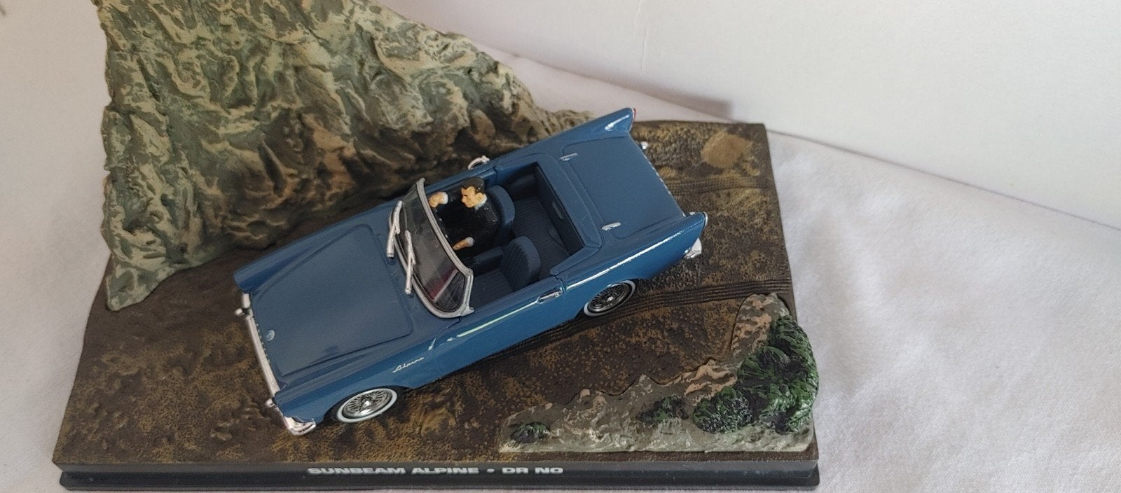 James bond Collection 1:43 sunbeam alpine, Hobby en Vrije tijd, Modelauto's | 1:43, Verzenden, Zo goed als nieuw, Auto, Overige merken