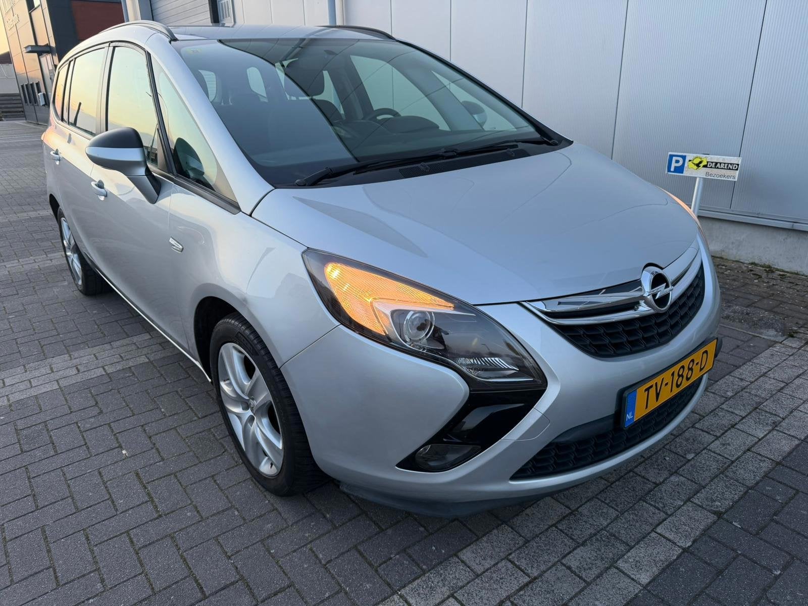 Opel Zafira Tourer 1.4 Business+ 7p., Auto's, Opel, Euro 5, 15 km/l, Gebruikt, 4 cilinders