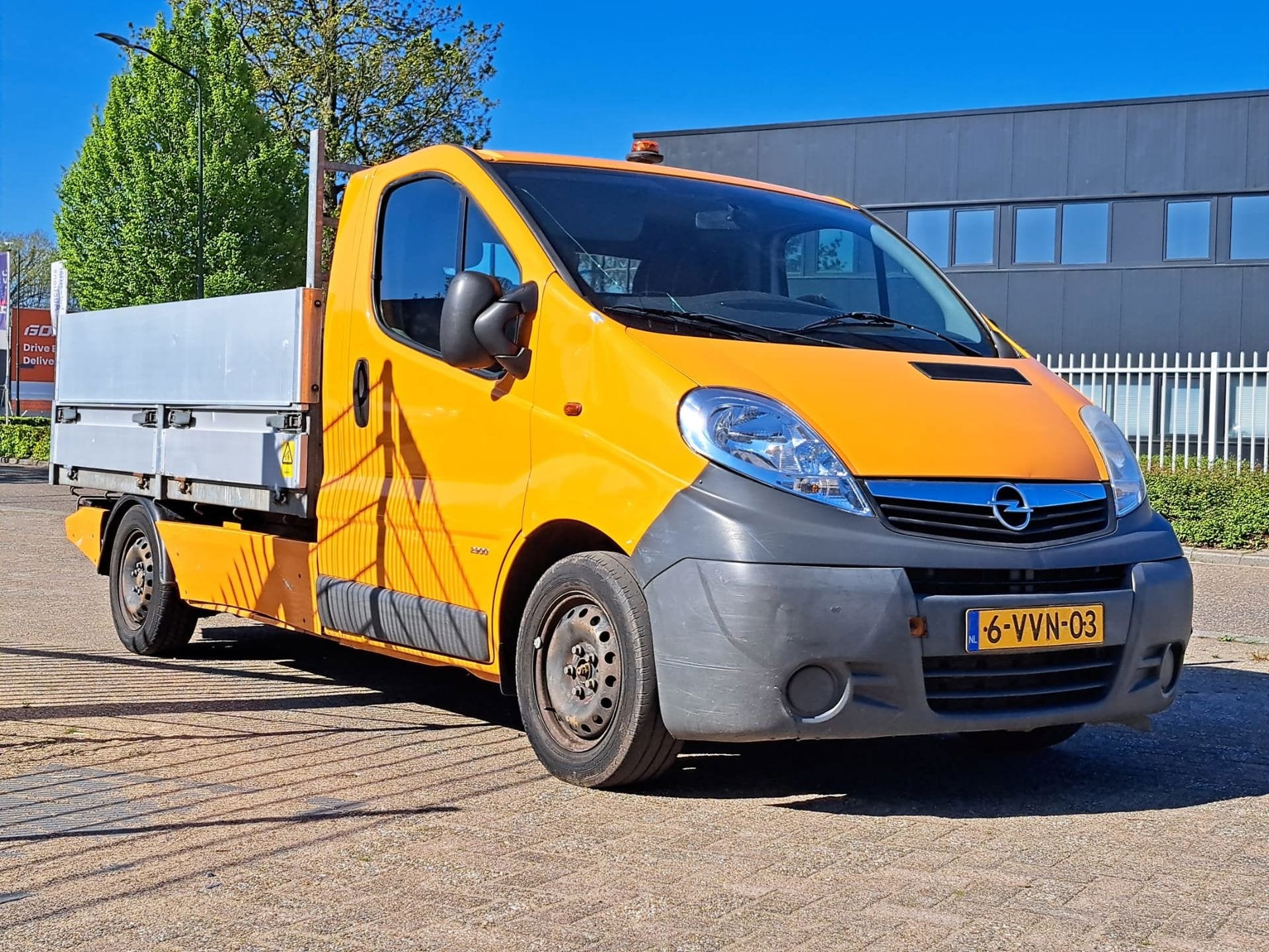 Opel Vivaro 2.0 CDTI L2 EXPORT KIPPER UNIEK, Auto's, Euro 5, Stof, 4 cilinders, Origineel Nederlands