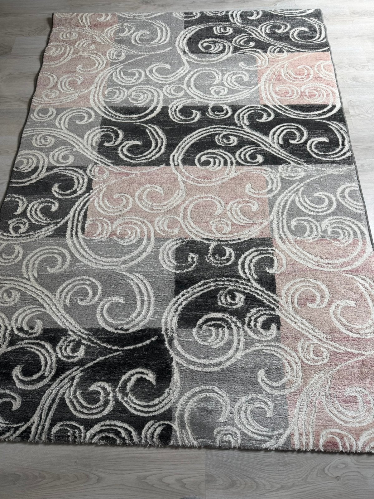 Mooie tapijt, Huis en Inrichting, Stoffering | Tapijten en Kleden, Ophalen, 150 tot 200 cm, 200 cm of meer, Zo goed als nieuw
