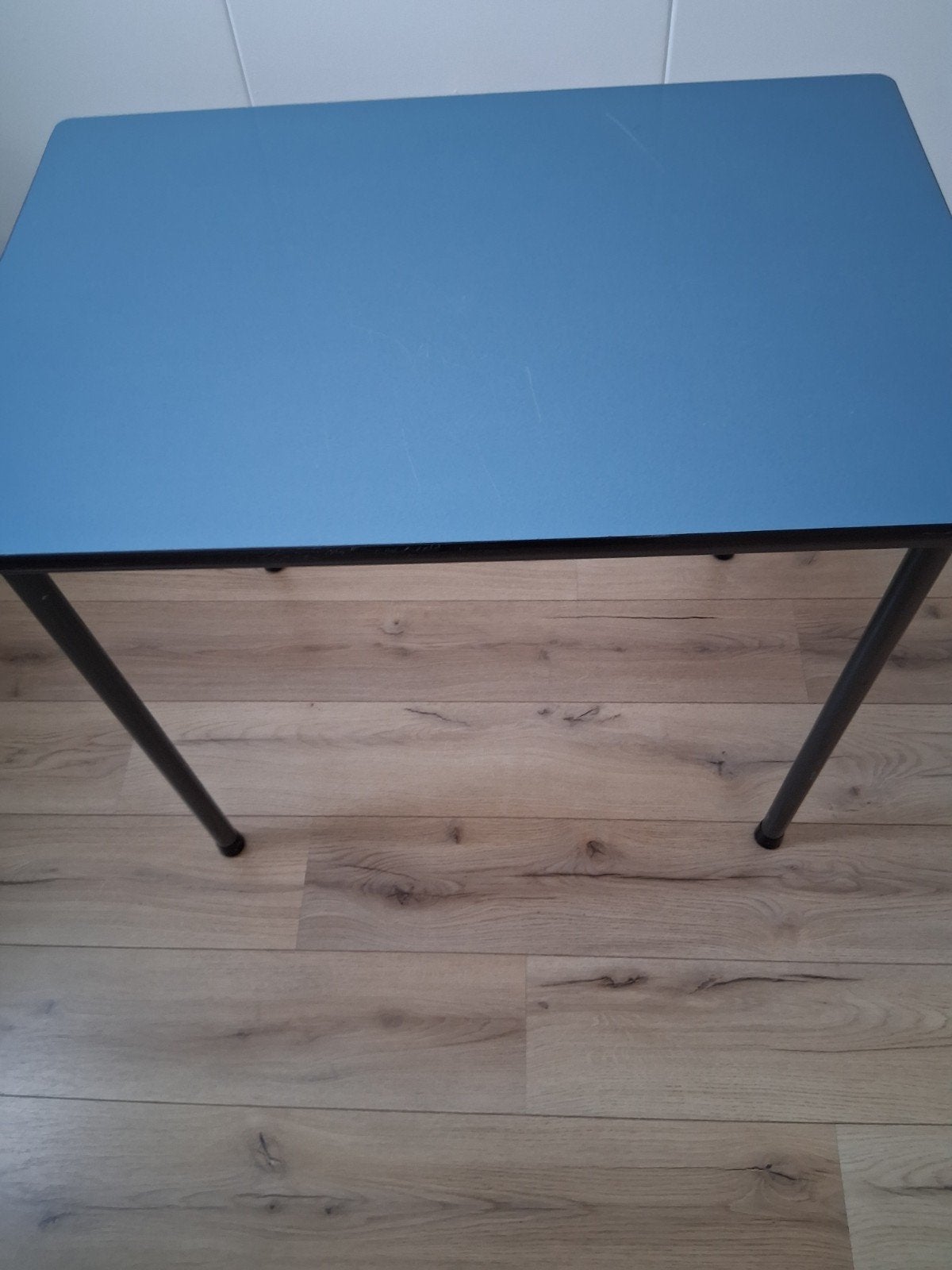 leuke tafel., Ophalen, 50 tot 100 cm, 50 tot 100 cm, Metaal