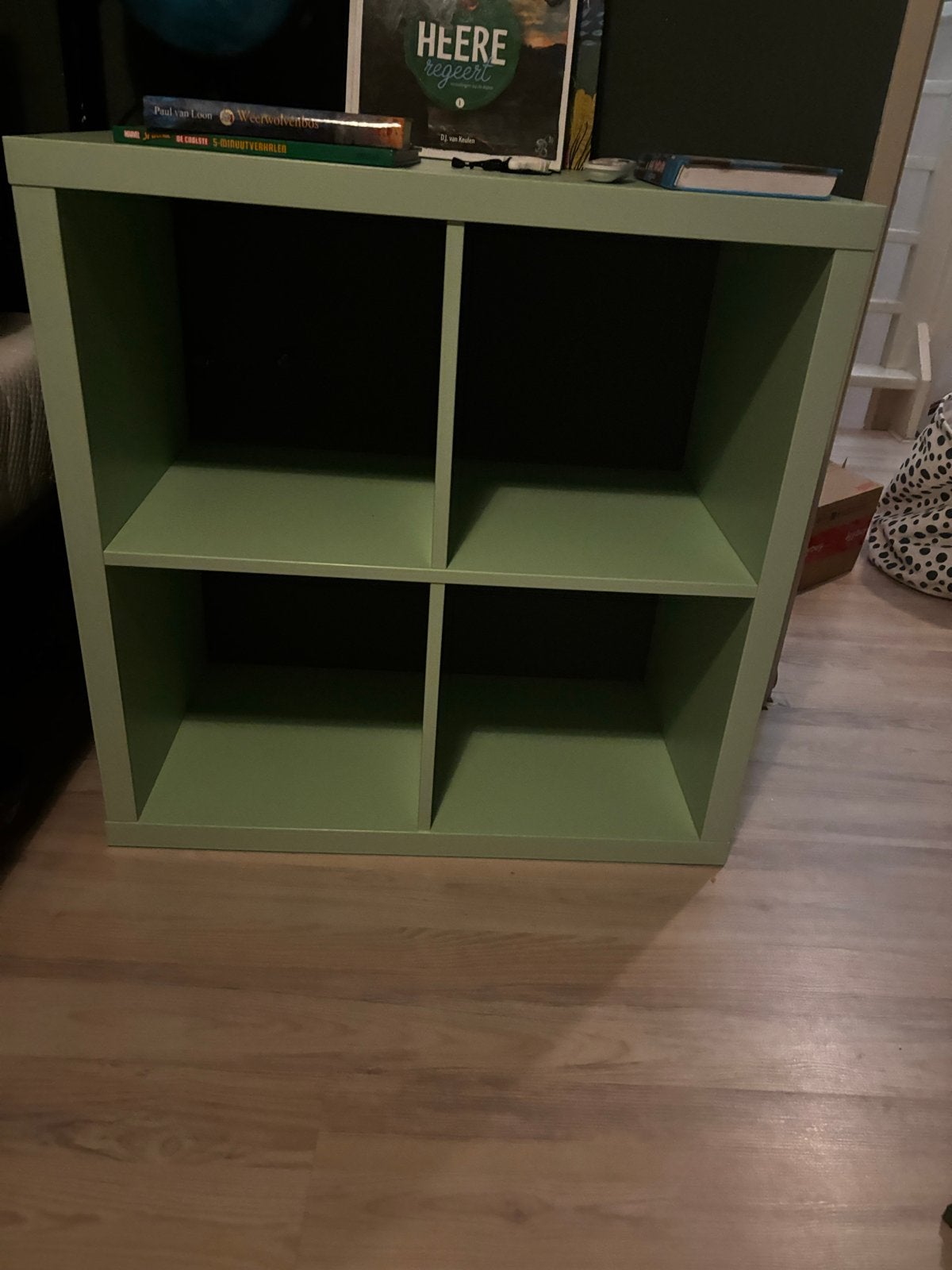 Mintgroene Kallax kast met optioneel 4 zwarte manden, Ophalen of Verzenden, Gebruikt