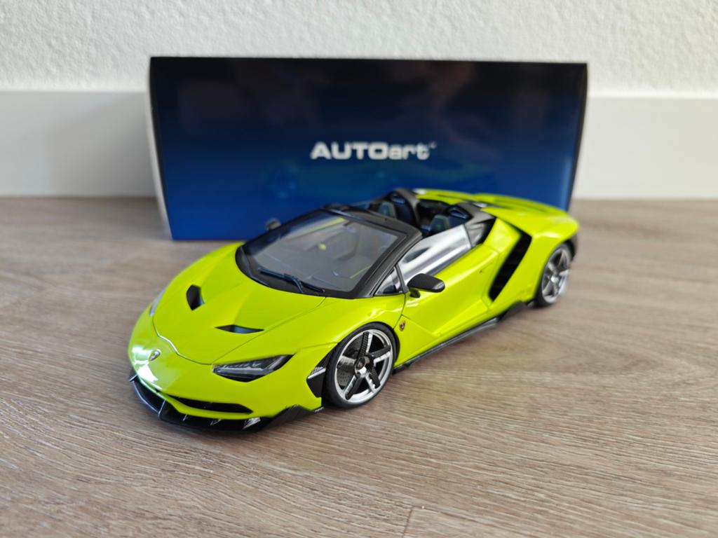 Autoart Lamborghini Centenario Roadster Verde Scandal 79118, Hobby en Vrije tijd, Modelauto's | 1:18, Ophalen of Verzenden, Zo goed als nieuw