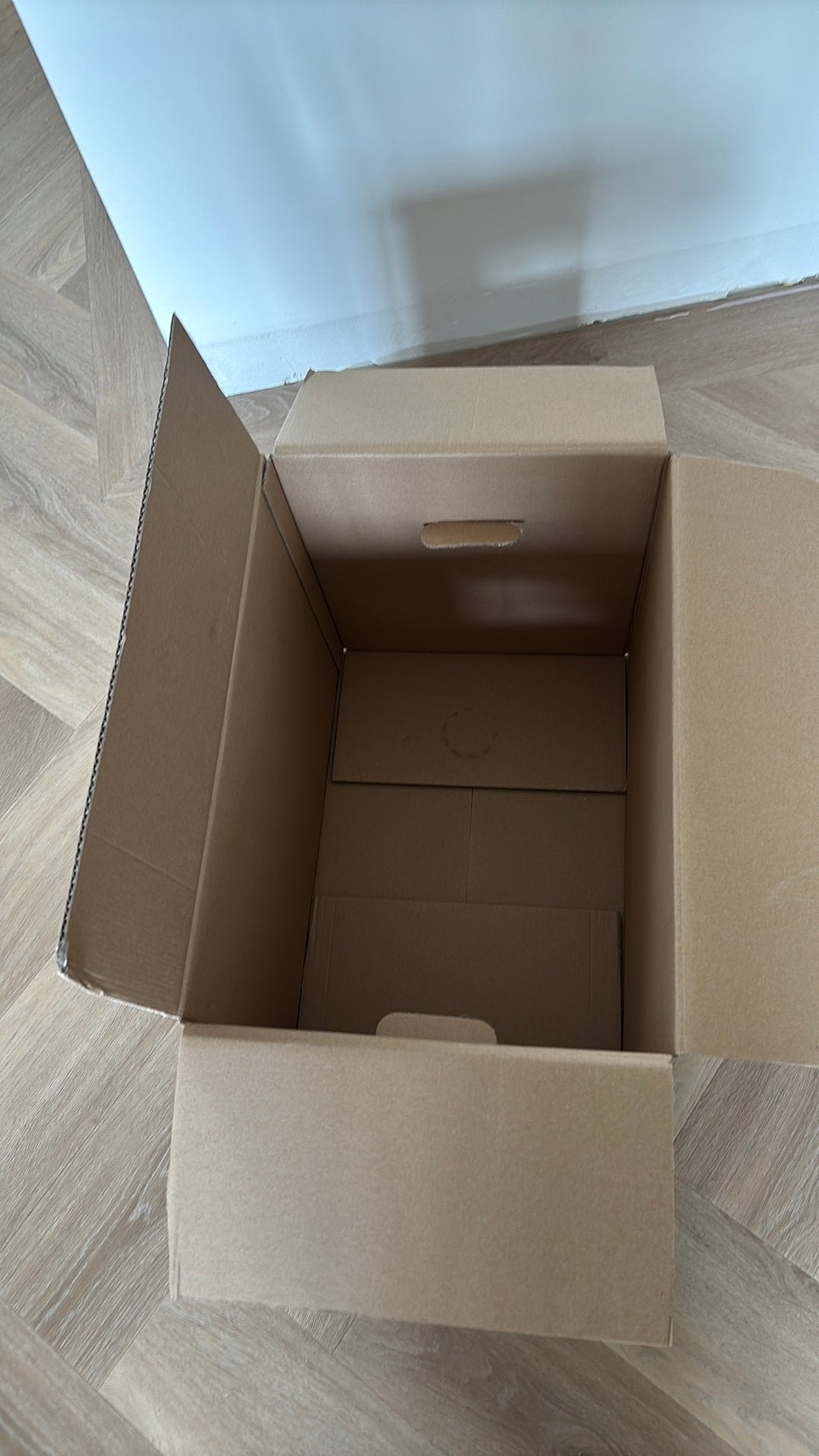 Verhuisdozen, Ophalen, Doos, 50 tot 75 cm, Zo goed als nieuw