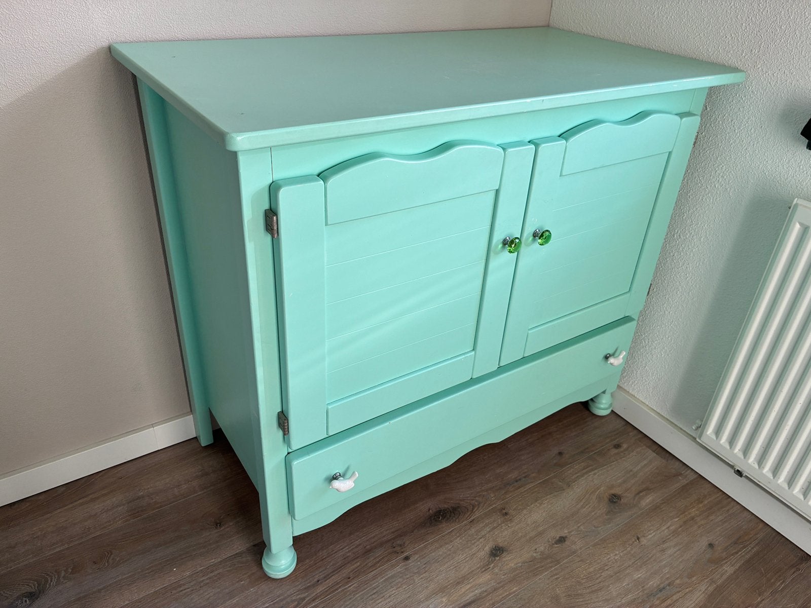 Vintage kastje, koopje!, Kinderen en Baby's, Kinderkamer | Commodes en Kasten, Ophalen, Gebruikt, Kast, 50 tot 70 cm