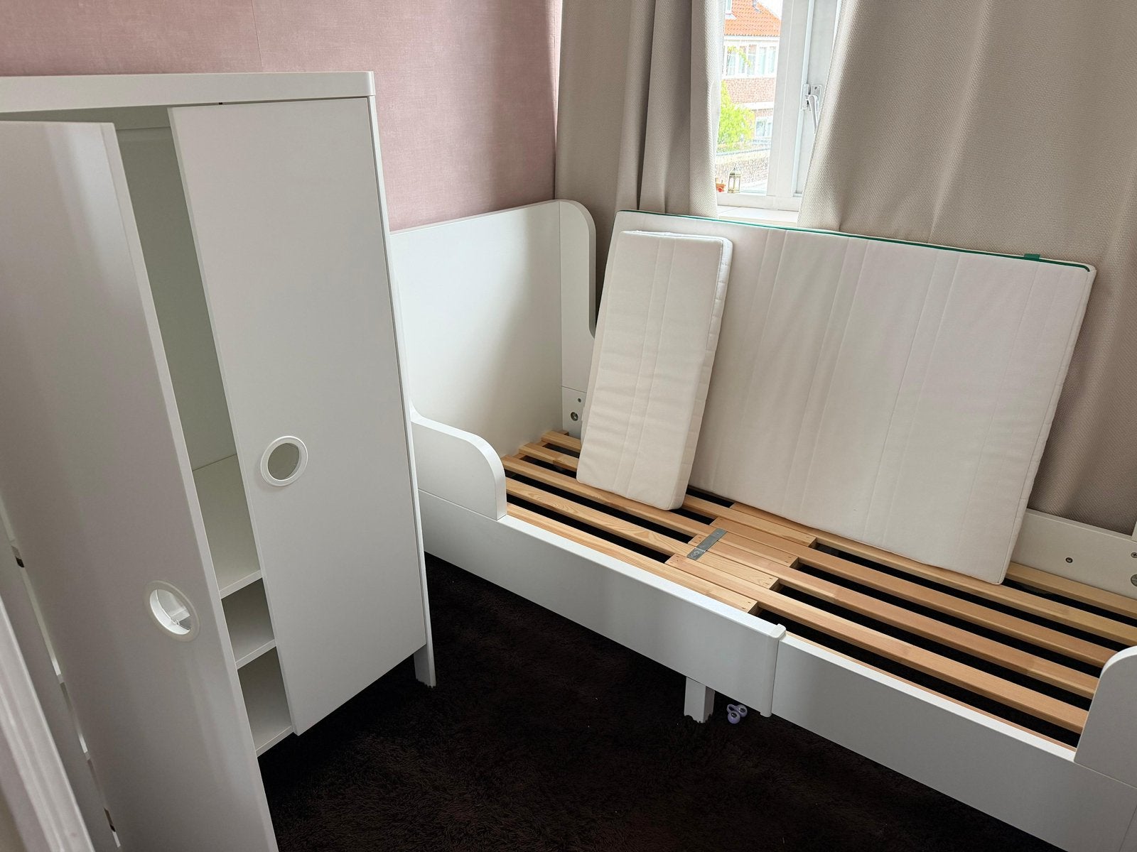 * Kinderbed + kledingkast in goeie staat, Ophalen, Zo goed als nieuw, 180 cm of meer, 85 tot 100 cm