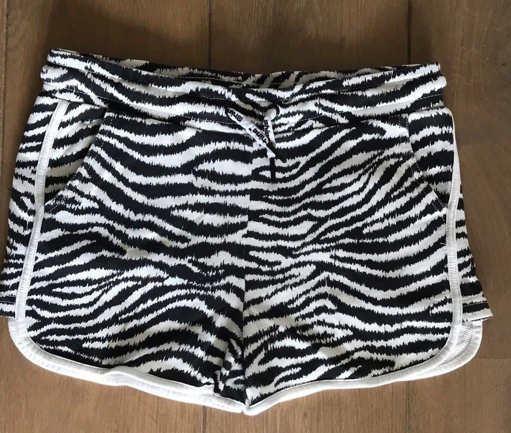 Coolcat korte broek, sweatshort, maat 158-164, Broek, Gebruikt, Meisje, Ophalen of Verzenden
