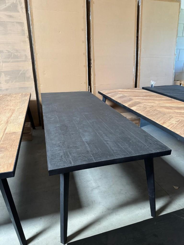 Eettafel OMG rosb026 l Whoon l Room108 l van €1459 voor €435, Ophalen, 200 cm of meer, 50 tot 100 cm, Zo goed als nieuw