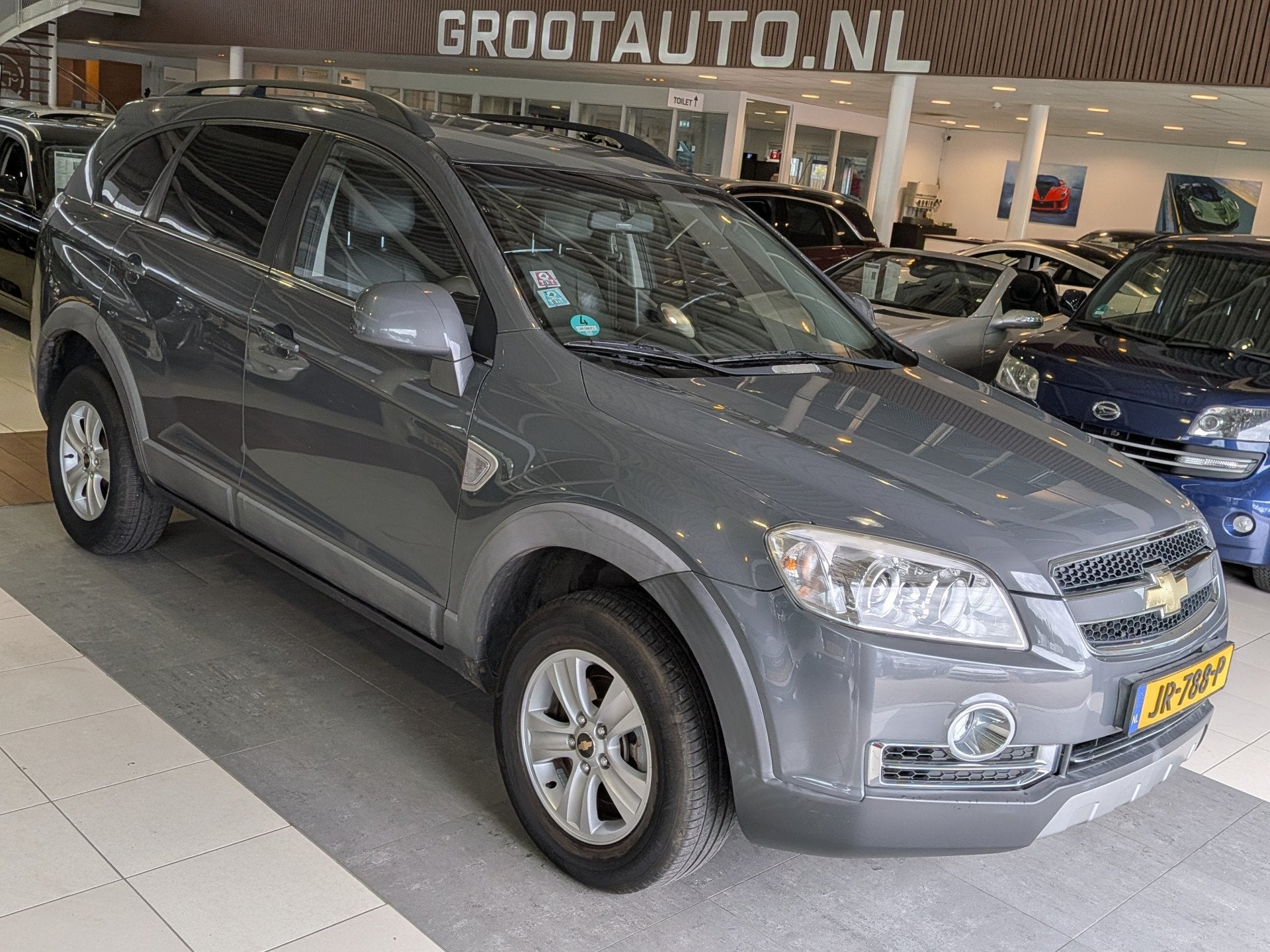 Chevrolet Captiva 2.4i Shadow 2WD Airco, Cruise Control, Stu, Voorwielaandrijving, 136 pk, Gebruikt, Zwart