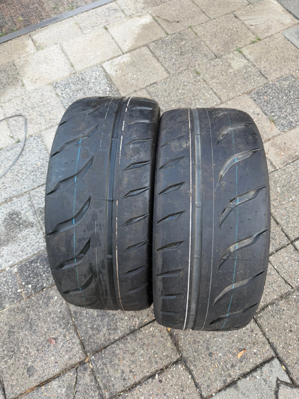 2x Toyo Proxes R888R 235/35 R19 Semi-Slick | Zgan, Ophalen of Verzenden