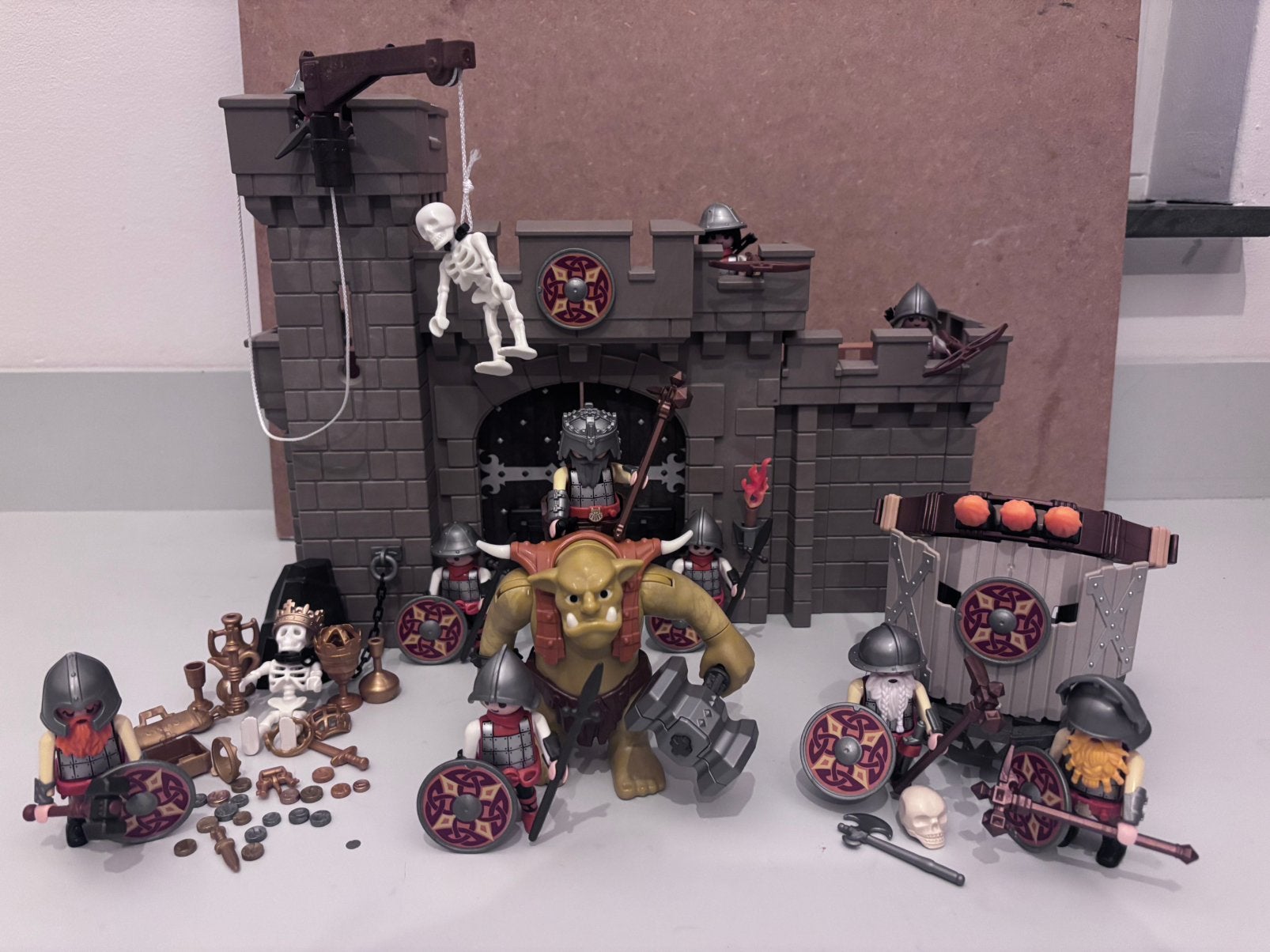 Playmobil kasteel dwergen trol gouden schat, Kinderen en Baby's, Speelgoed | Playmobil, Ophalen of Verzenden, Zo goed als nieuw