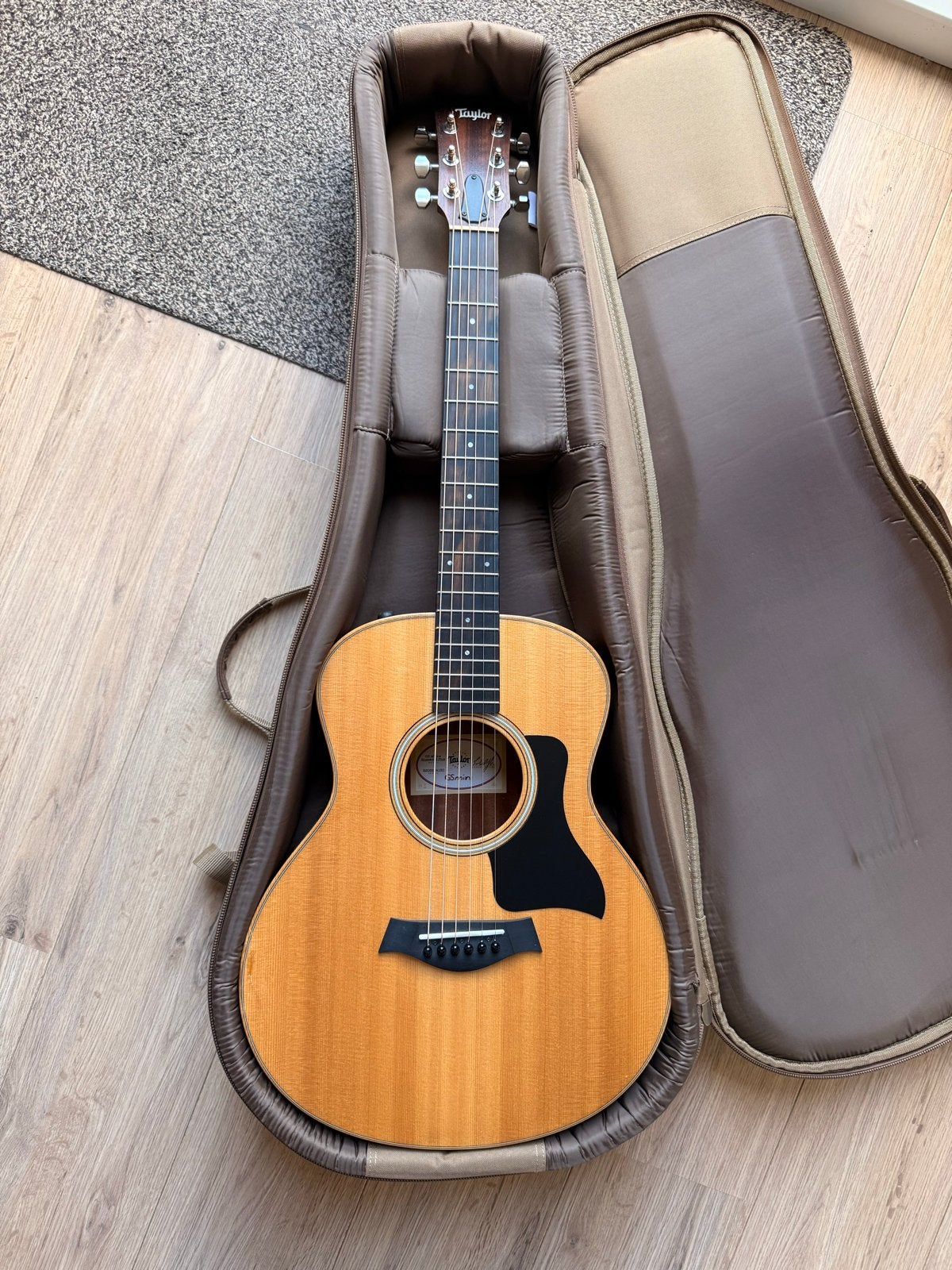 Taylor GS Mini-e rosewood plus akoestische gitaar en tas, Ophalen, Zo goed als nieuw, Western- of Steelstringgitaar, Met (piezo-)element