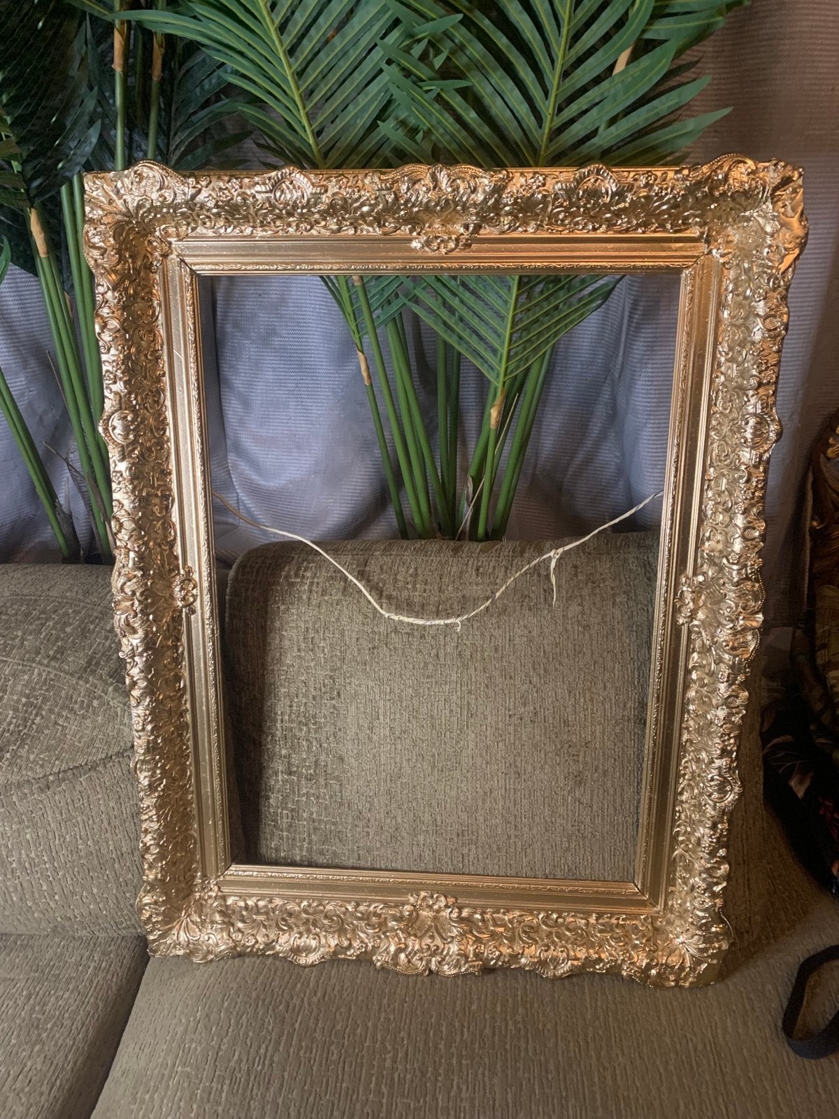 Grote Gouden Barok Fotolijst - Klassiek, Huis en Inrichting, Woonaccessoires | Lijsten, Ophalen, Schilderijlijst, Zo goed als nieuw