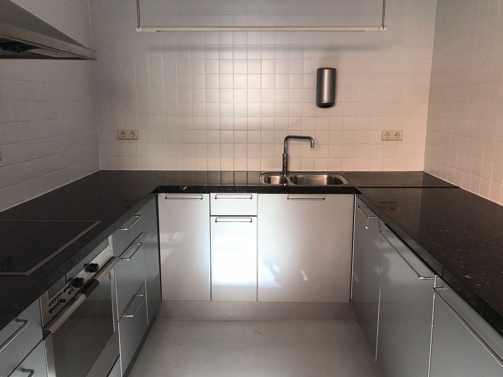 Royale grijze keuken met keramieken aanrechtbladen + cooker, Huis en Inrichting, Ophalen, Gebruikt, Hoekkeuken, Graniet of Steen