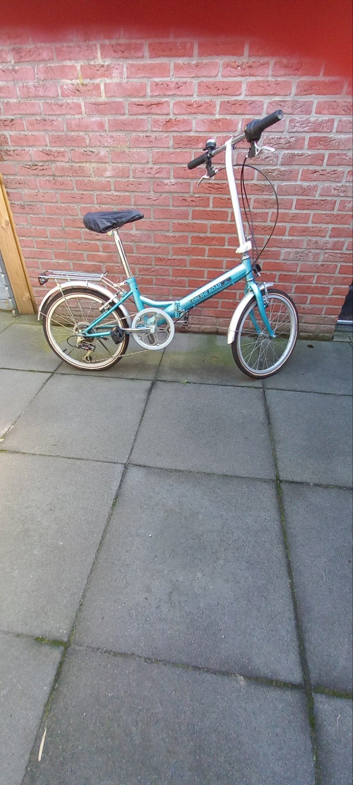 Foto 5 van 2 vouwfietsen