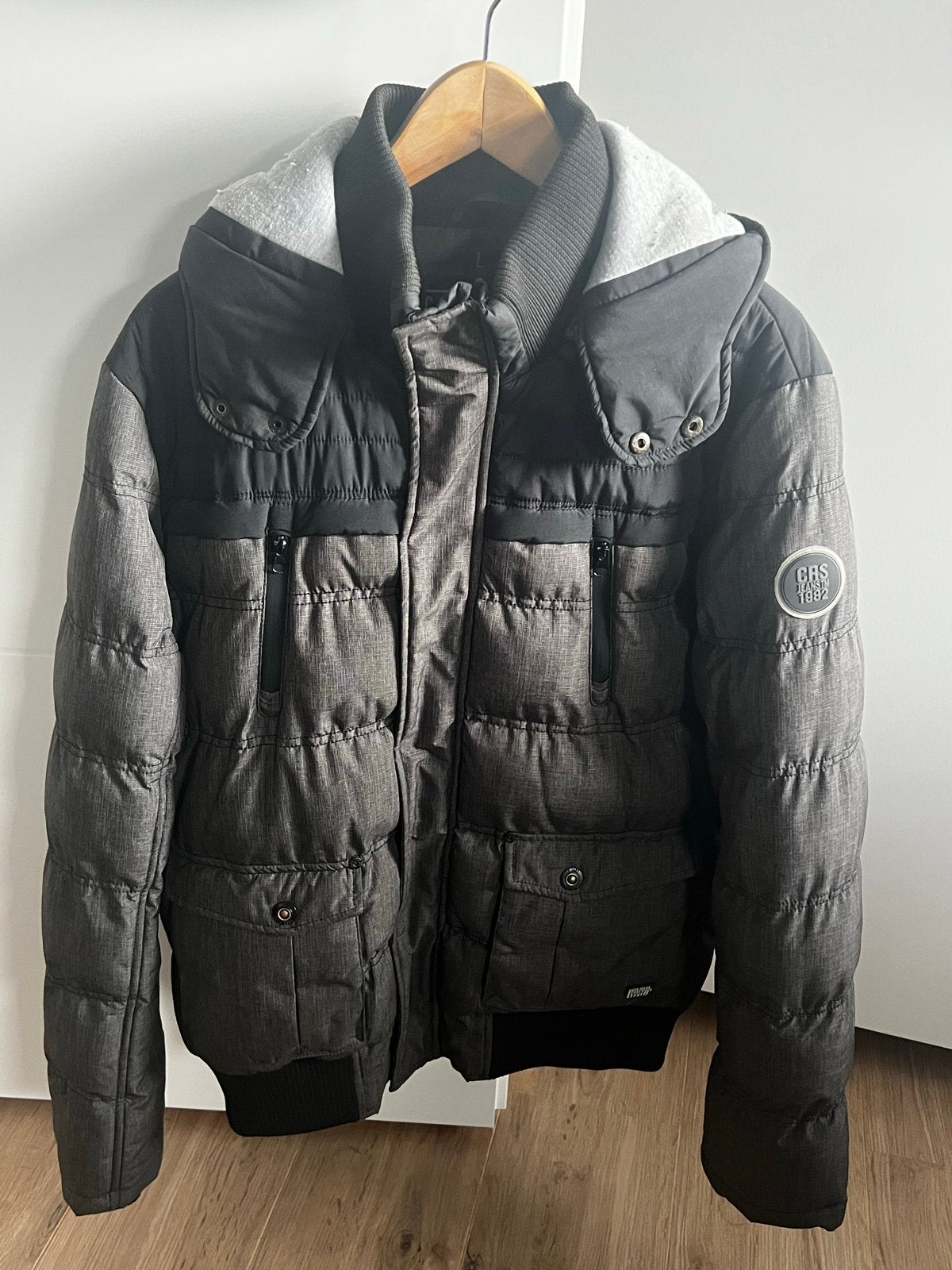 Jongens/heren winterjas L met afbeembare capuchon, Ophalen, Gedragen, Maat 52/54 (L), Grijs