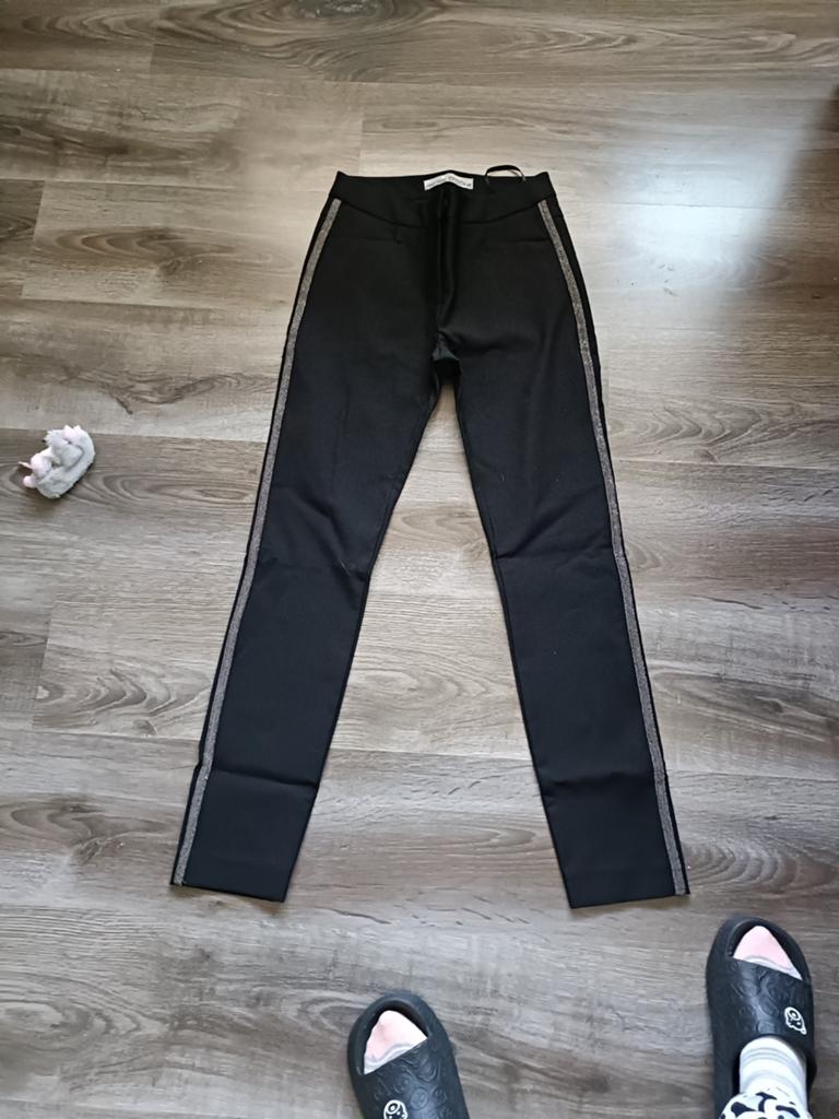 Zwarte broek met glitter streep - Maat xs, Zwart, Ophalen of Verzenden, Maat 36 (S), Lang