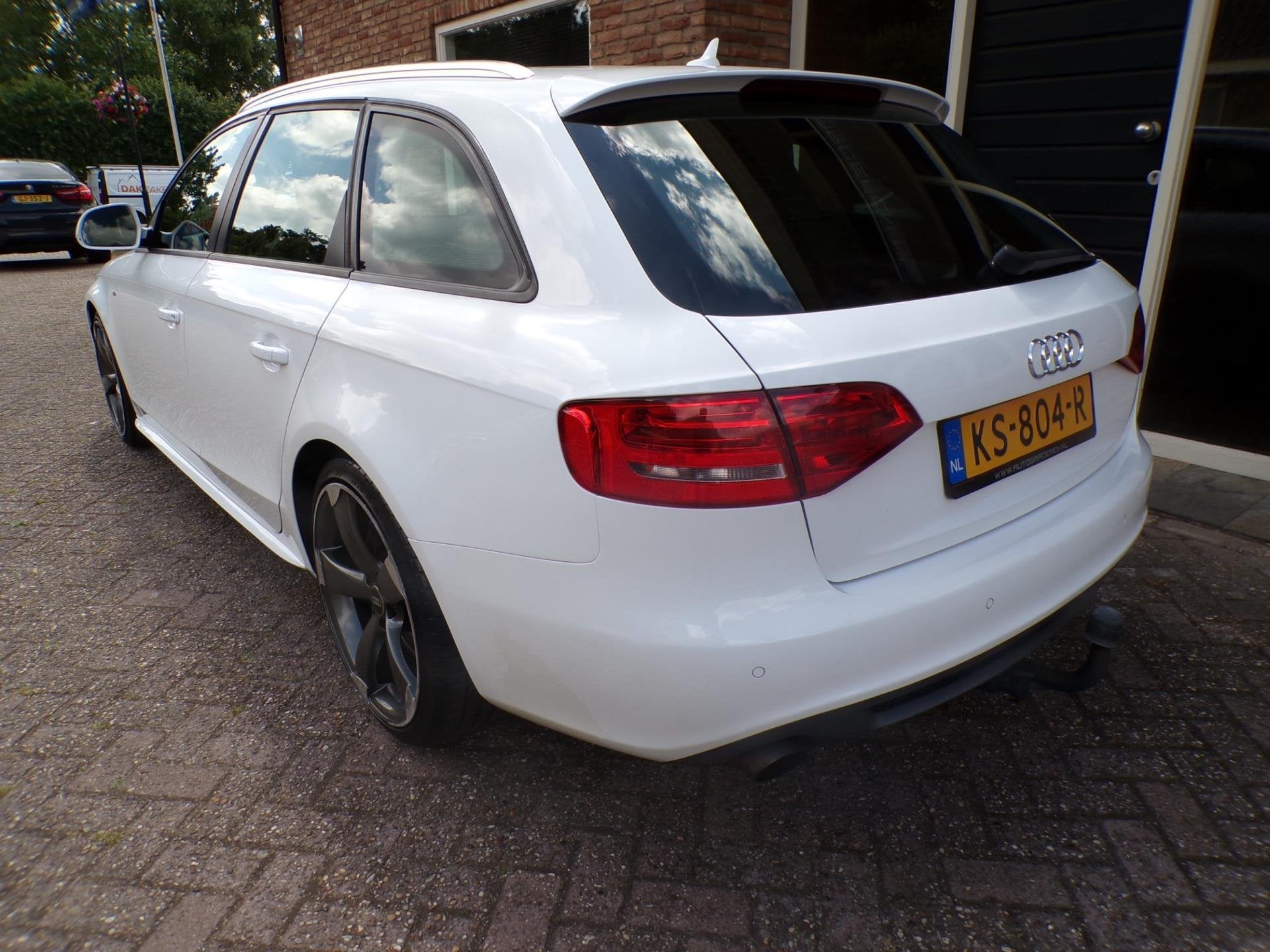 Audi A4 Avant 2.0 TFSI quattro Pro Line Leder / Navi / Panor, Auto's, 13 km/l, Gebruikt, Zwart, 4 cilinders