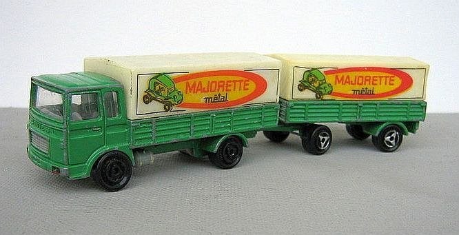Vrachtwagen met aanhanger Saviem, Ophalen of Verzenden, Nieuw, Bus of Vrachtwagen, Majorette