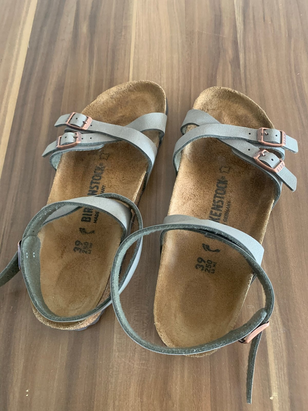 Birkenstock Yara sandalen maat 39 - Zo goed als nieuw, Ophalen of Verzenden, Zo goed als nieuw, Grijs, Sandalen of Muiltjes