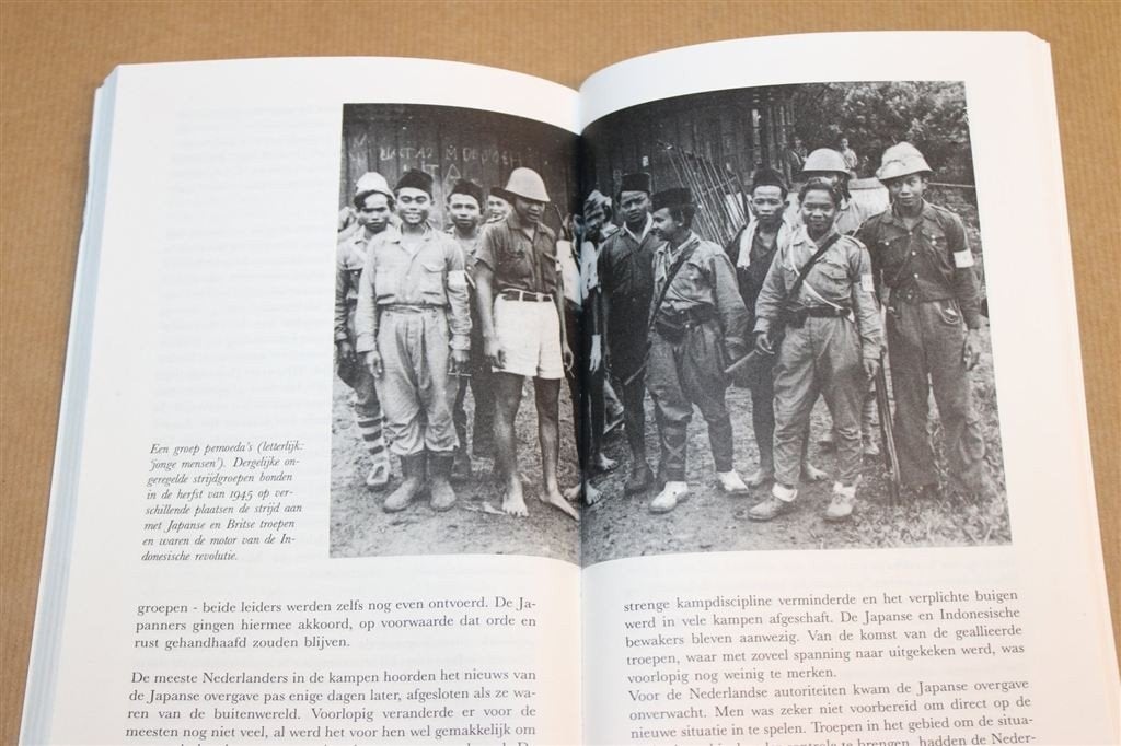 Nederlands-Indië 1830-1949 — Koloniale Geschiedenis, Boeken, Ophalen of Verzenden, Gelezen