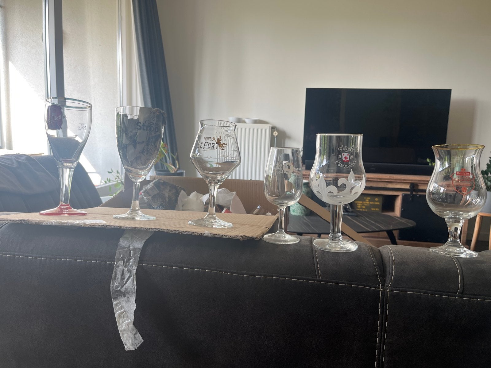 Speciaal bierglazen - verhuisdoos vol - per glas of doos, Ophalen of Verzenden, Meerkleurig, Glas, Overige typen