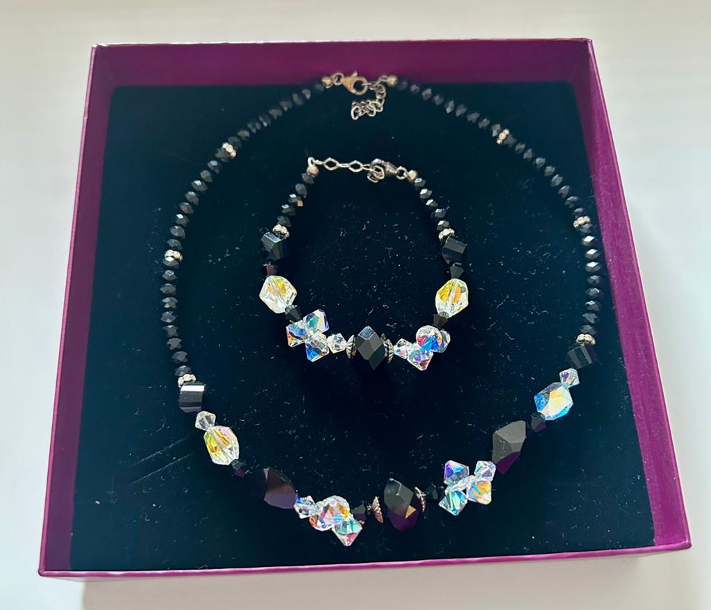 Just Crystals Ketting en Armband Set Zwart met Kristal, Met kristal, Overige materialen, Zwart, Ophalen of Verzenden